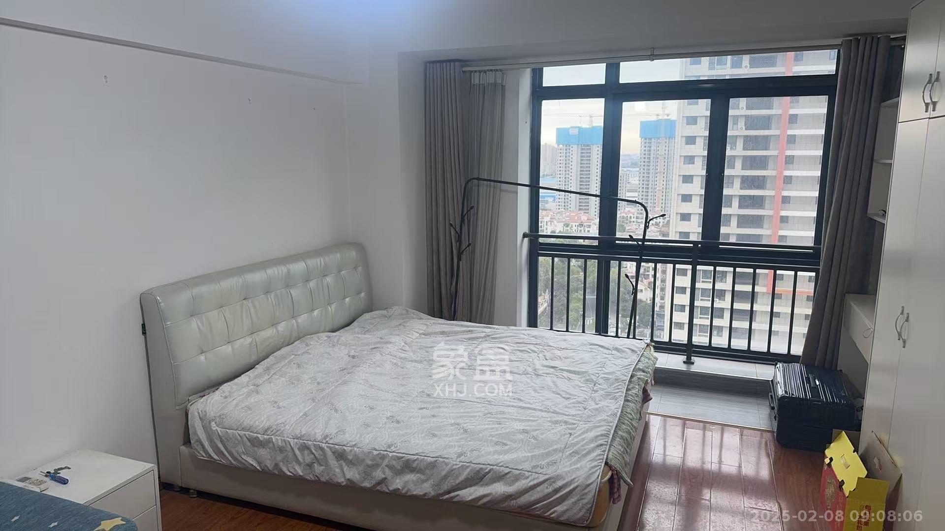 方略城市广场  1室1厅1卫    1350.0元/月 方略城市广场  1室1厅1卫    1350.0元/月室内图