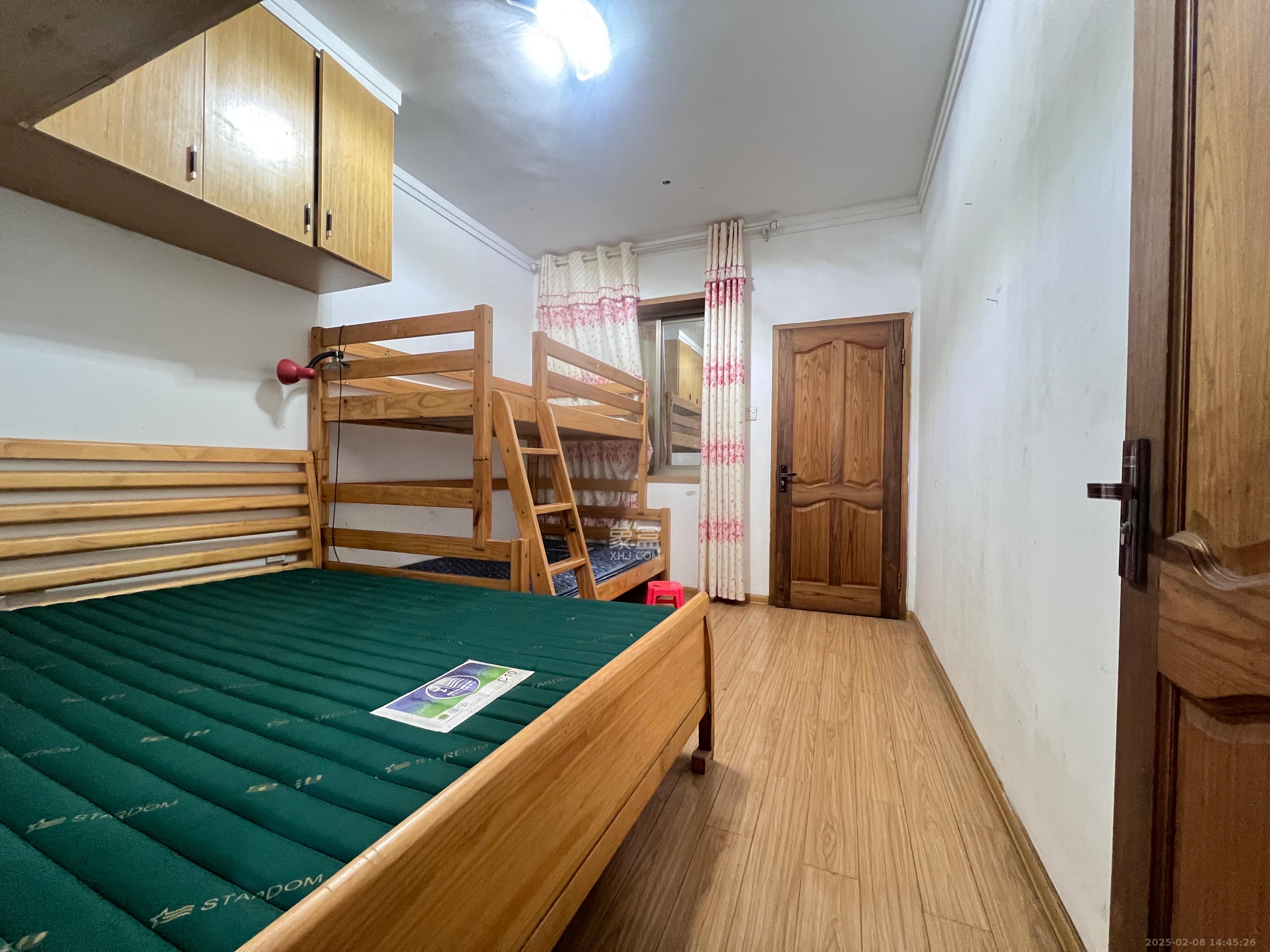 湘农桥社区 1室1厅1卫 2000.0元/月 湘农桥社区 1室1厅1卫 2000.0元/月室内图