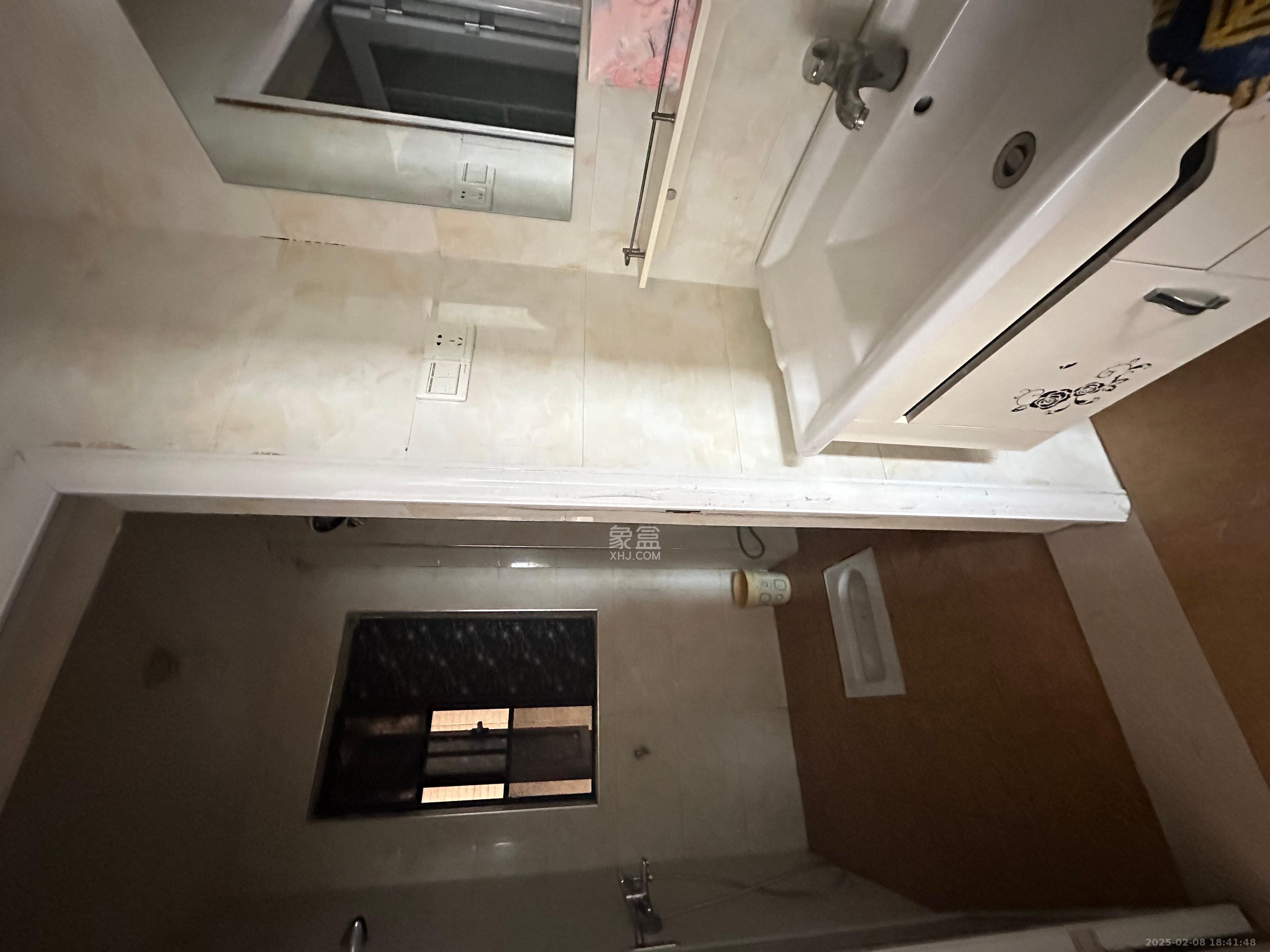 海洋半岛(月珑湾) 1室2厅2卫 2000.0元/月 海洋半岛(月珑湾) 1室2厅2卫 2000.0元/月室内图