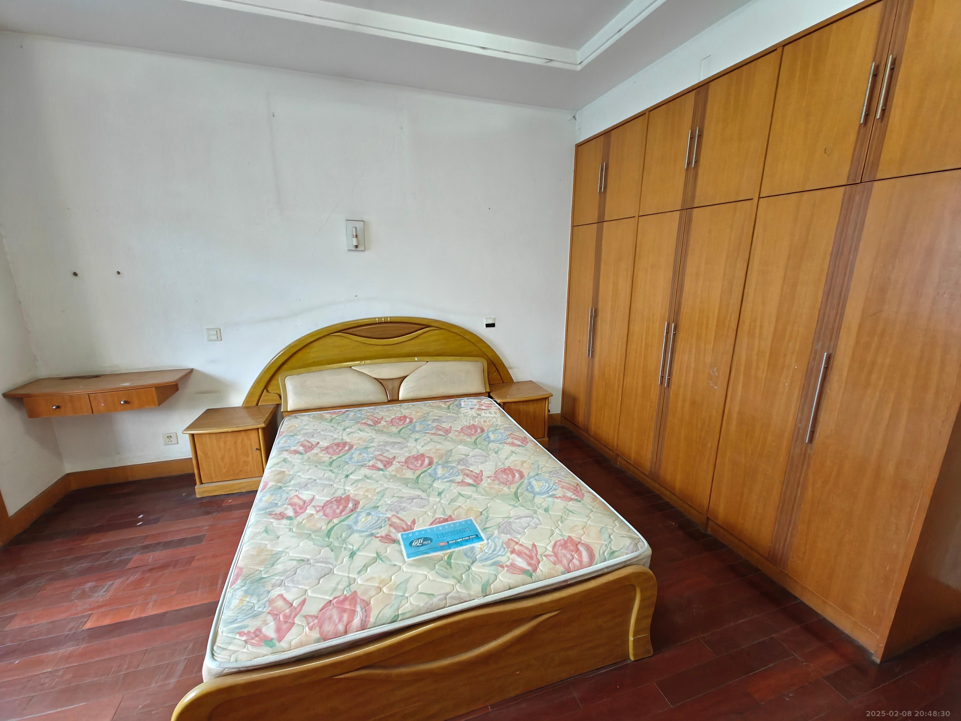 创远花园 4室2厅2卫 2500.0元/月 创远花园 4室2厅2卫 2500.0元/月室内图