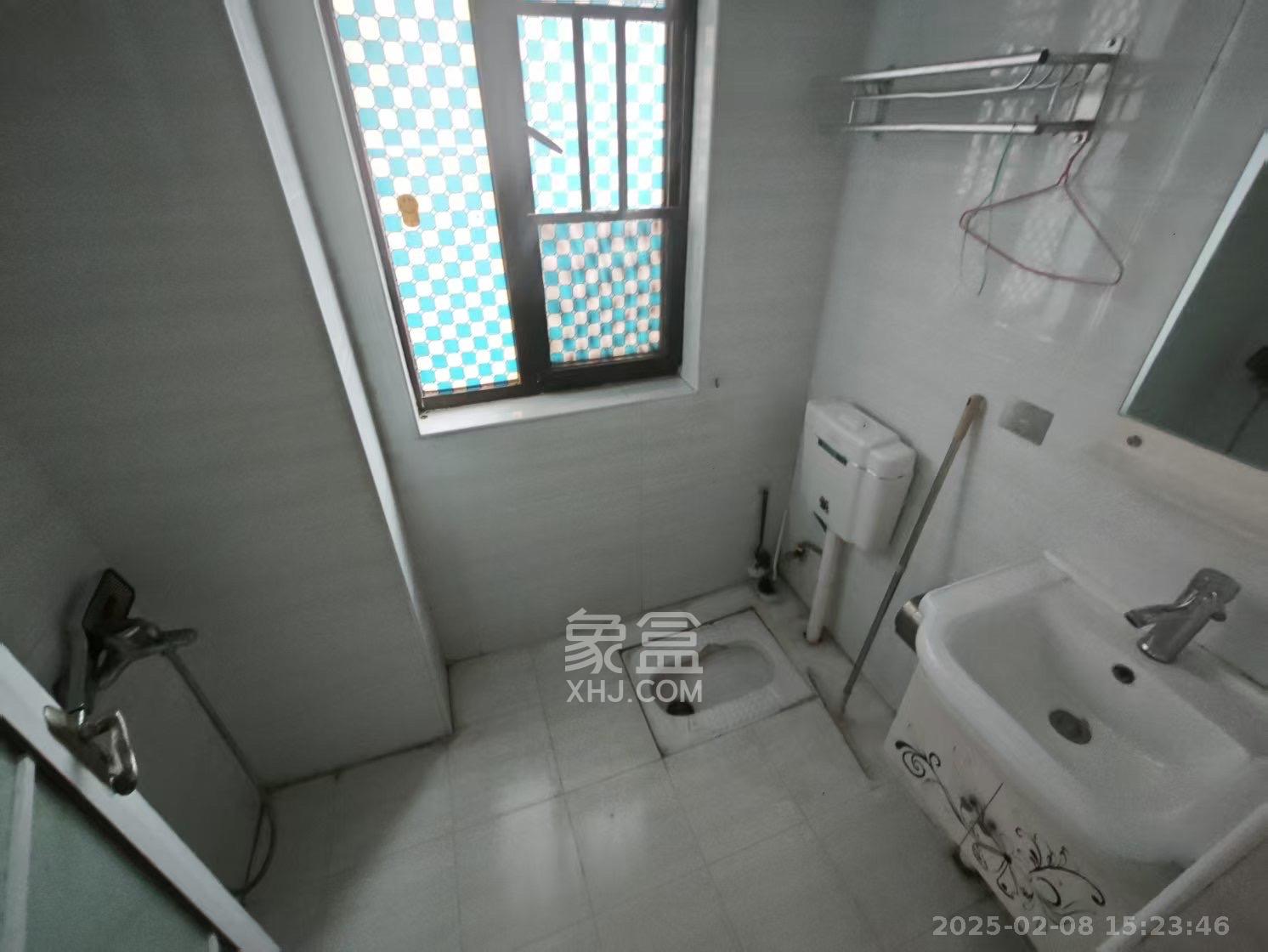 旭辉御府 1室2厅1卫 2600.0元/月 旭辉御府 1室2厅1卫 2600.0元/月室内图