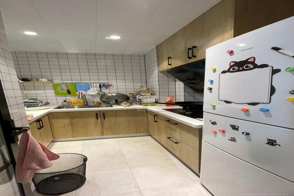 融创融公馆(融创臻苑)  1室1厅1卫    1800.0元/月 融创融公馆(融创臻苑)  1室1厅1卫    1800.0元/月室内图