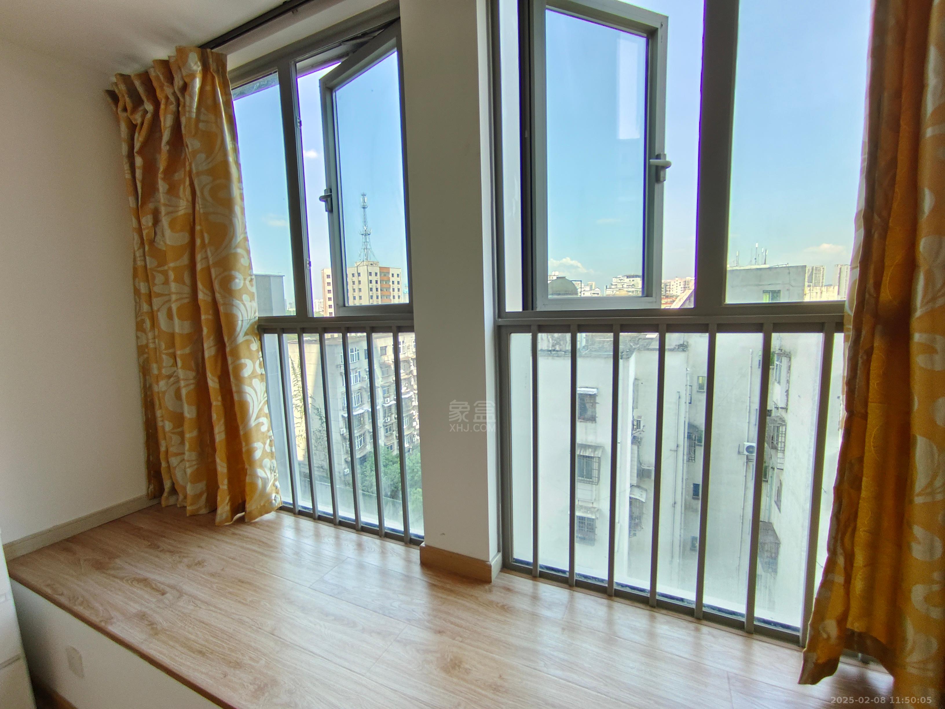 日盛大厦 1室0厅0卫 1600.0元/月 日盛大厦 1室0厅0卫 1600.0元/月室内图