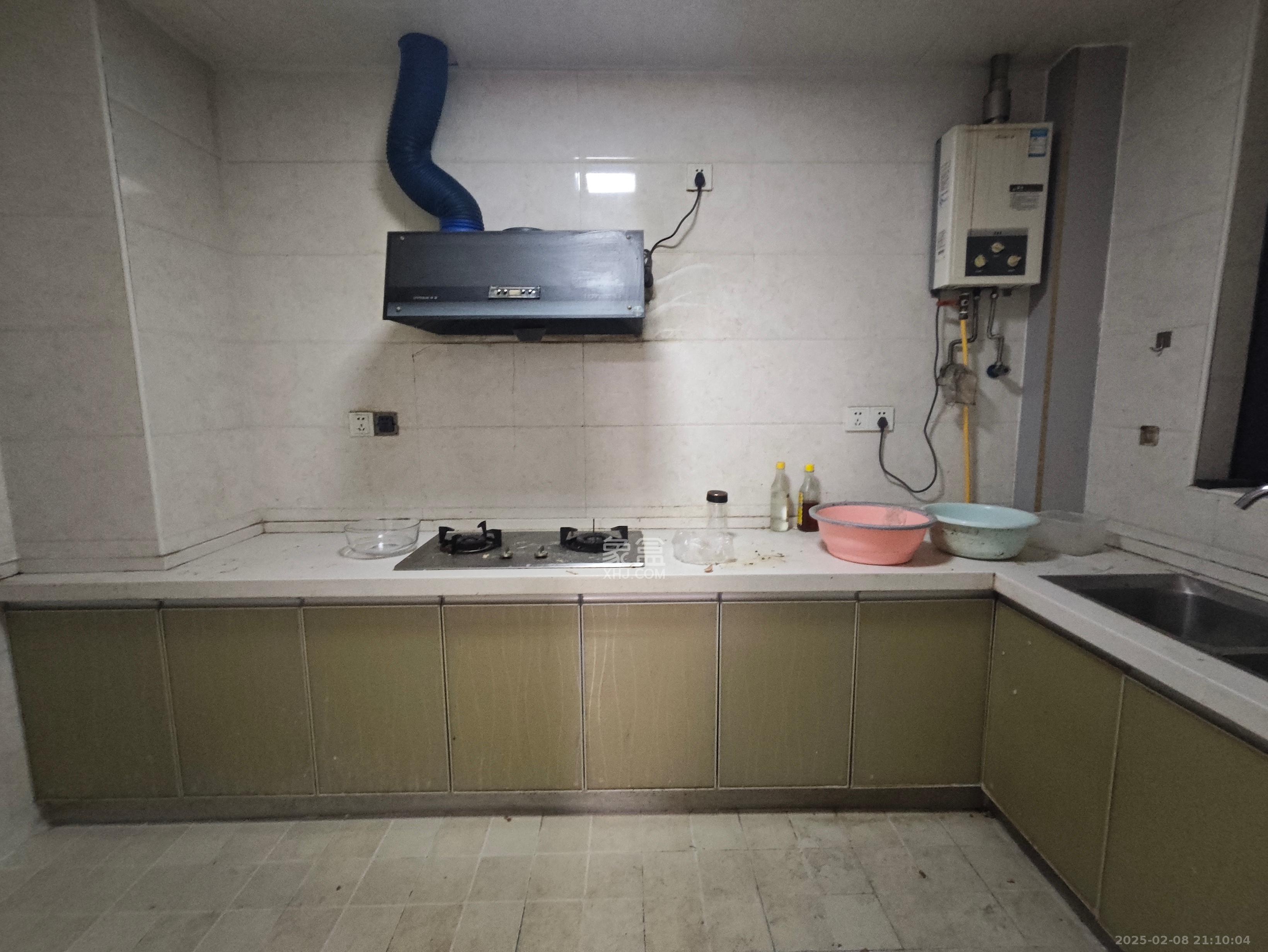 中建麓山和苑 3室2厅1卫 2200.0元/月 中建麓山和苑 3室2厅1卫 2200.0元/月室内图