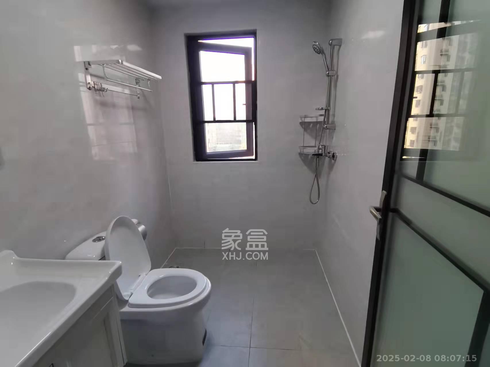 保利大都汇一期、二期 4室2厅2卫 3400.0元/月 保利大都汇一期、二期 4室2厅2卫 3400.0元/月室内图