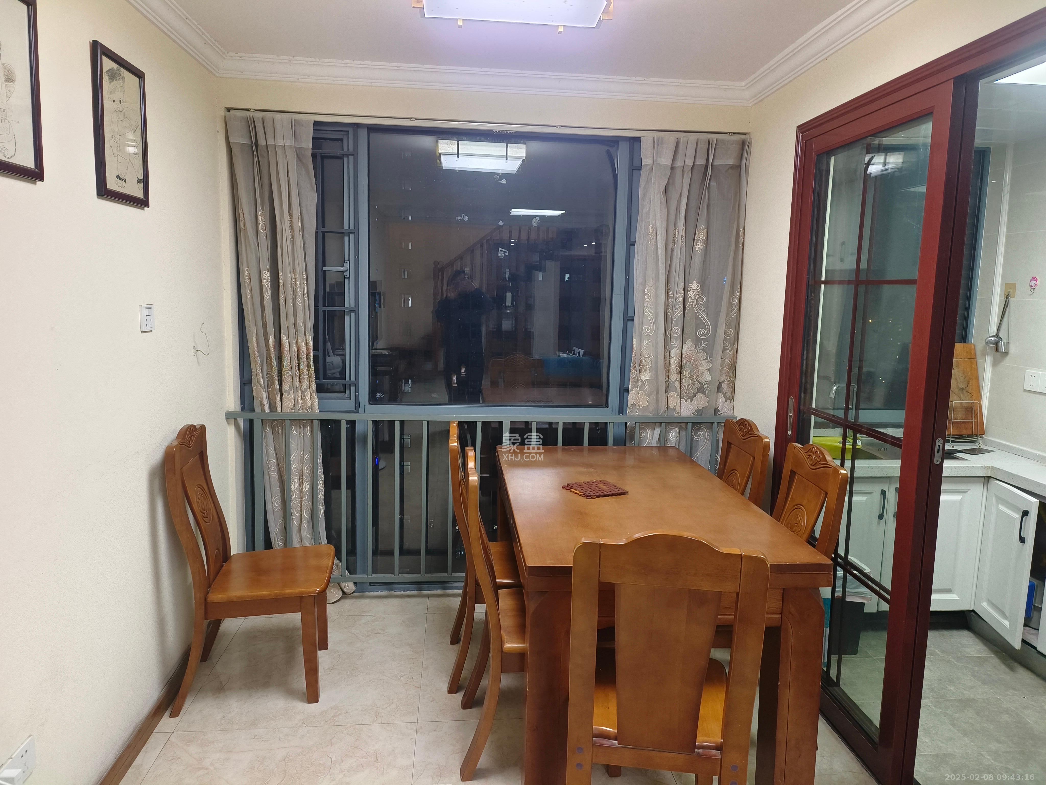 华菱蓝调国际(华菱.香墅美地) 2室2厅1卫 2600.0元/月 华菱蓝调国际(华菱.香墅美地) 2室2厅1卫 2600.0元/月室内图