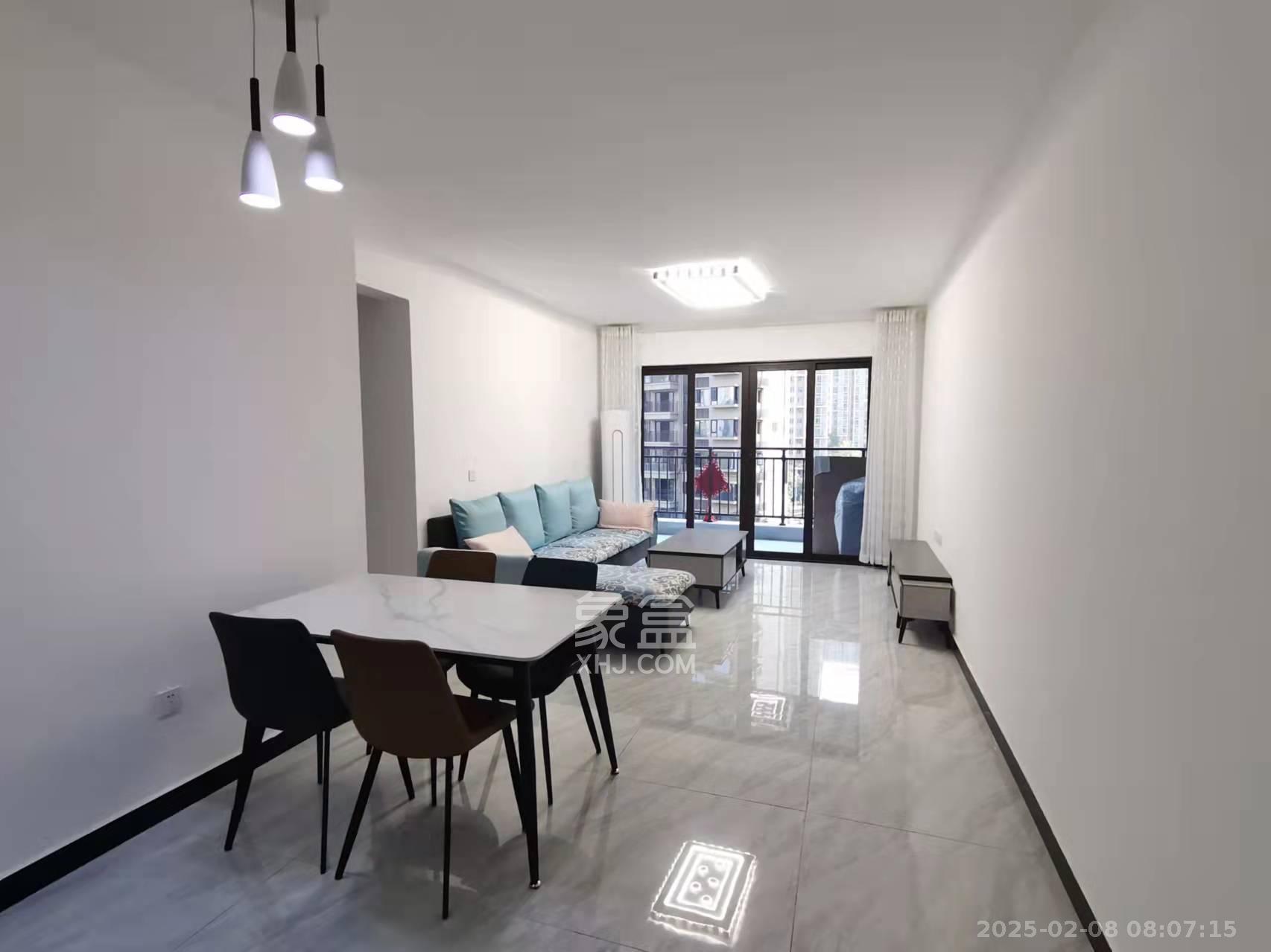 保利大都汇一期、二期 4室2厅2卫 3400.0元/月 保利大都汇一期、二期 4室2厅2卫 3400.0元/月室内图