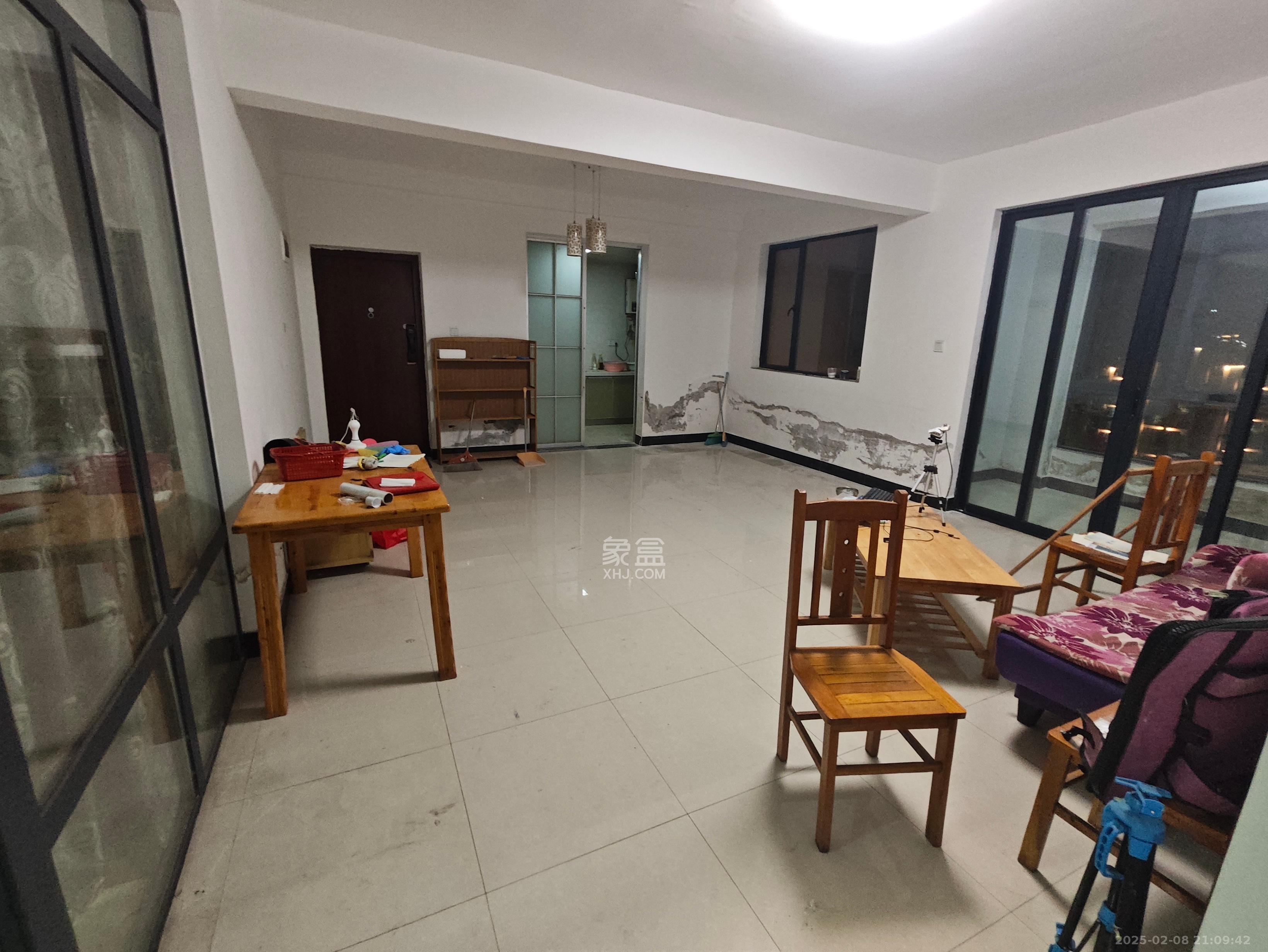 中建麓山和苑 3室2厅1卫 2200.0元/月 中建麓山和苑 3室2厅1卫 2200.0元/月室内图