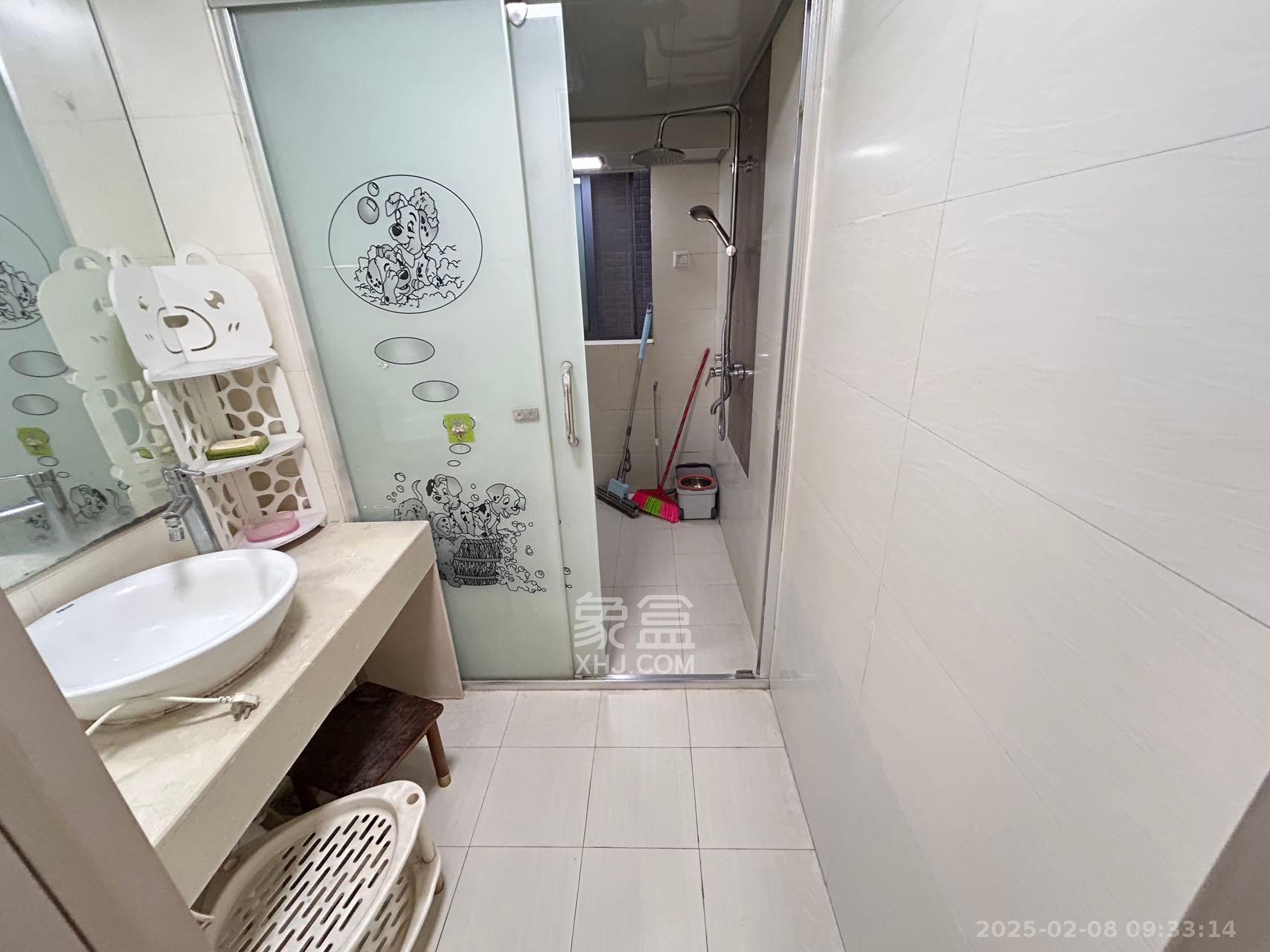 西子花苑  3室2厅2卫   3000.00元/月室内图