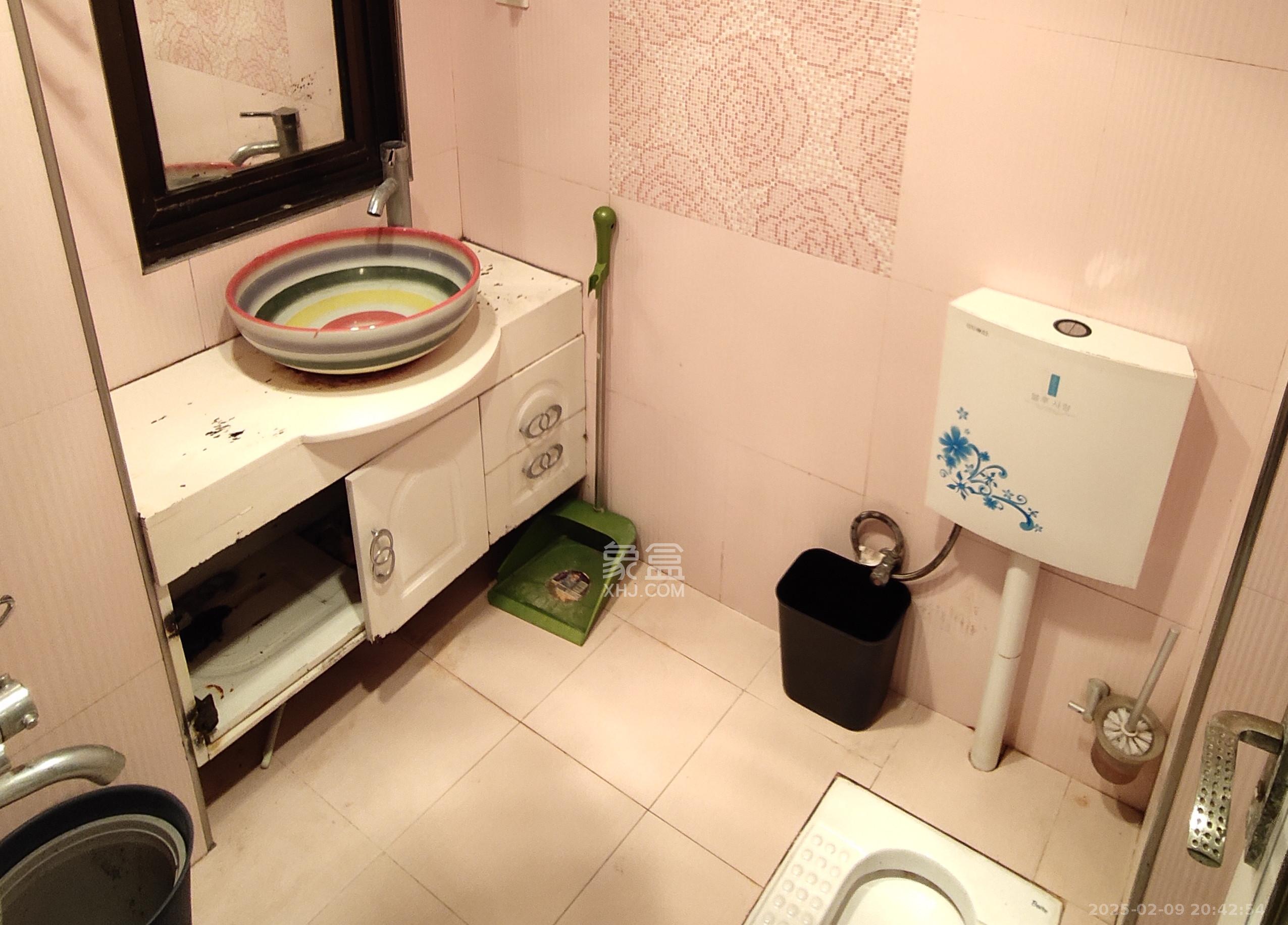 铂宫  2室1厅1卫   2400.00元/月室内图