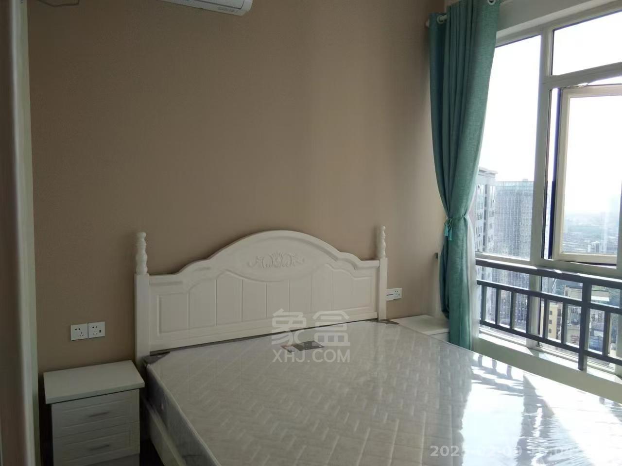 庐山一号 1室1厅1卫 2000.00元/月 庐山一号 1室1厅1卫 2000.00元/月室内图