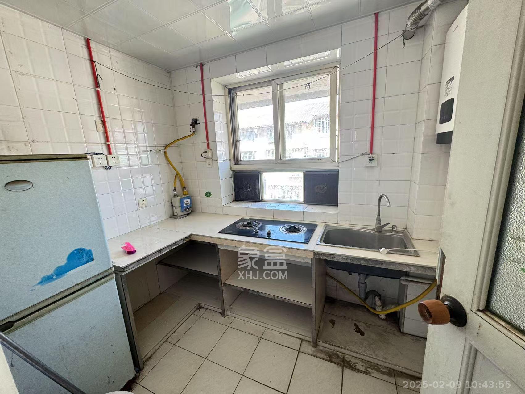 怡景民居 5室2厅1卫 3000.0元/月 怡景民居 5室2厅1卫 3000.0元/月室内图