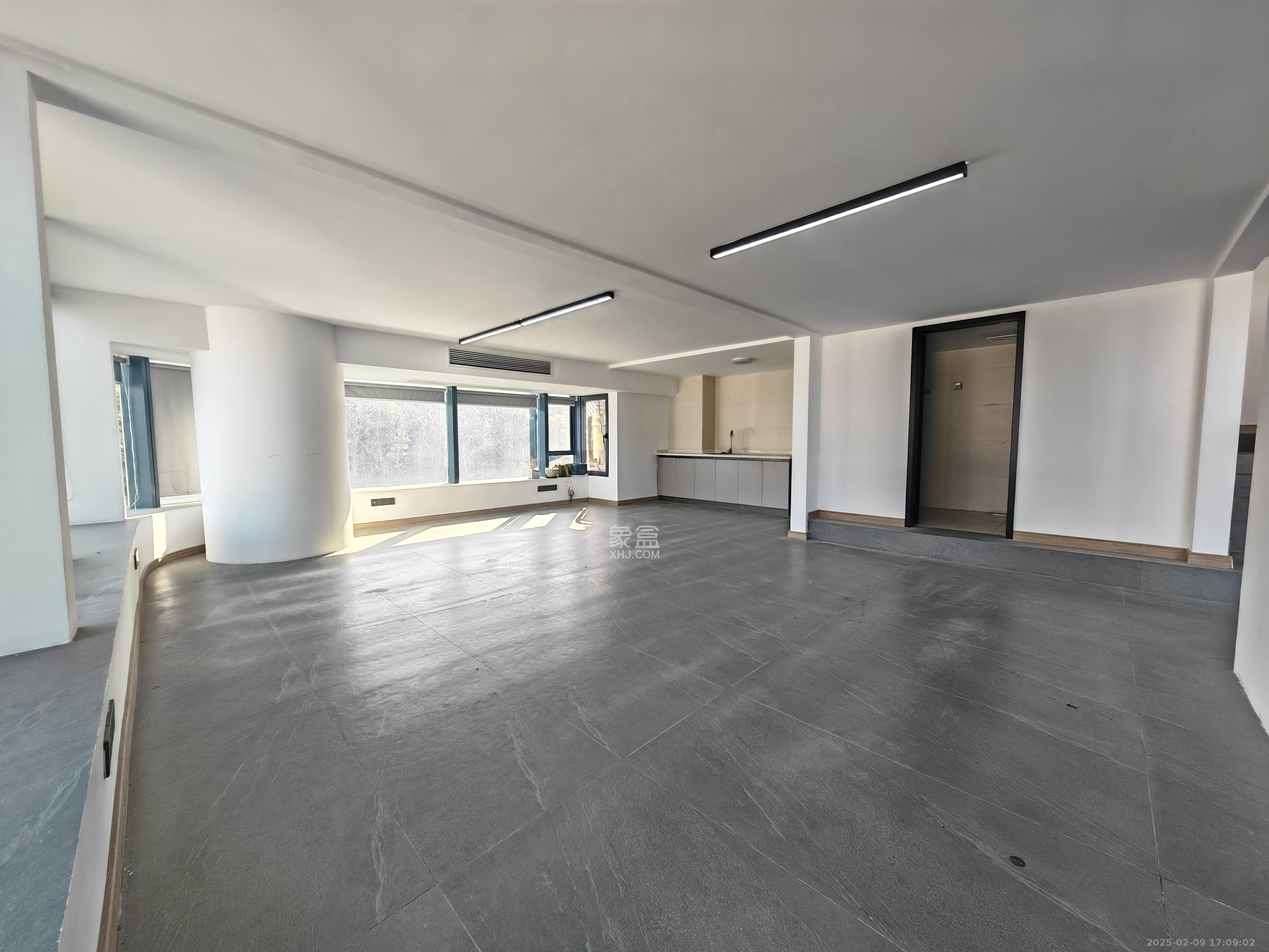 京武浪琴山三期(京武中心) 2室1厅1卫 8000.0元/月 京武浪琴山三期(京武中心) 2室1厅1卫 8000.0元/月室内图