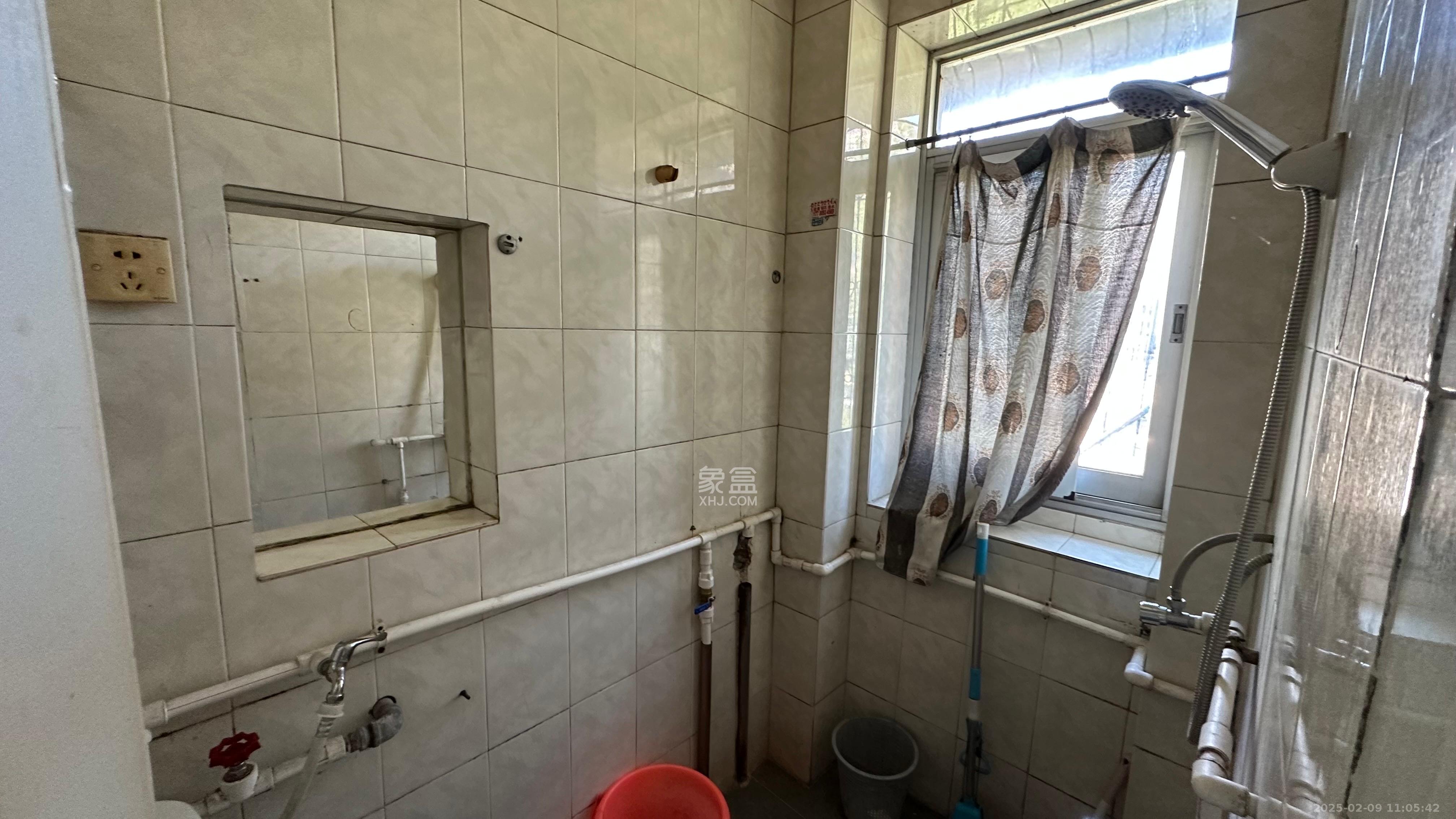 红旗区一片 2室1厅1卫 1500.0元/月 红旗区一片 2室1厅1卫 1500.0元/月室内图