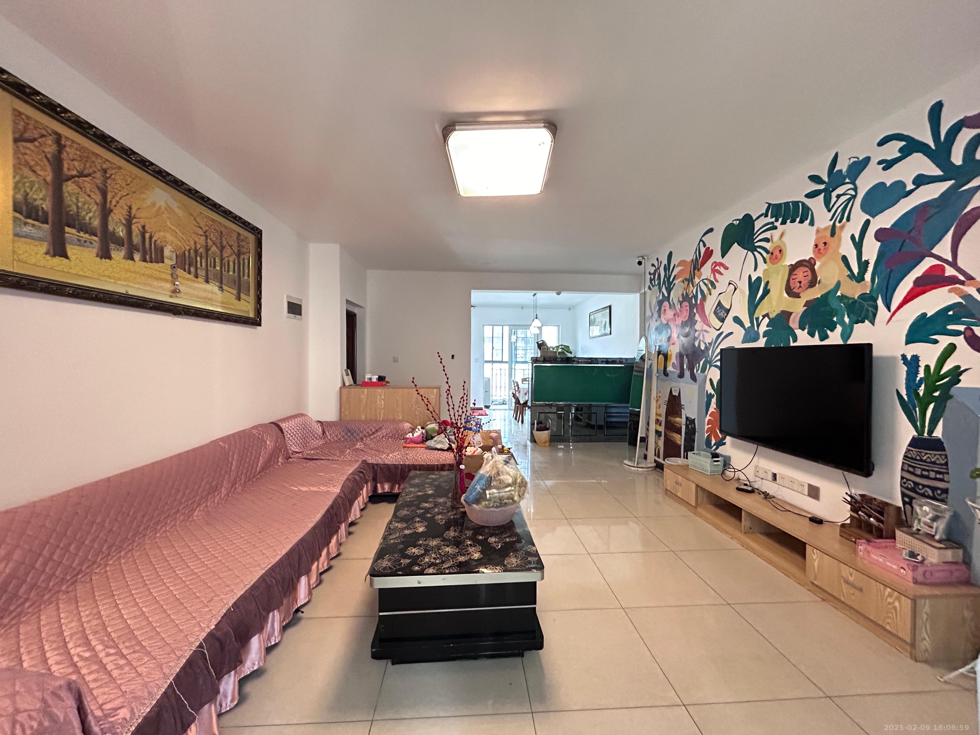 嘉宇盛世华章 4室2厅2卫 3500.0元/月 嘉宇盛世华章 4室2厅2卫 3500.0元/月室内图