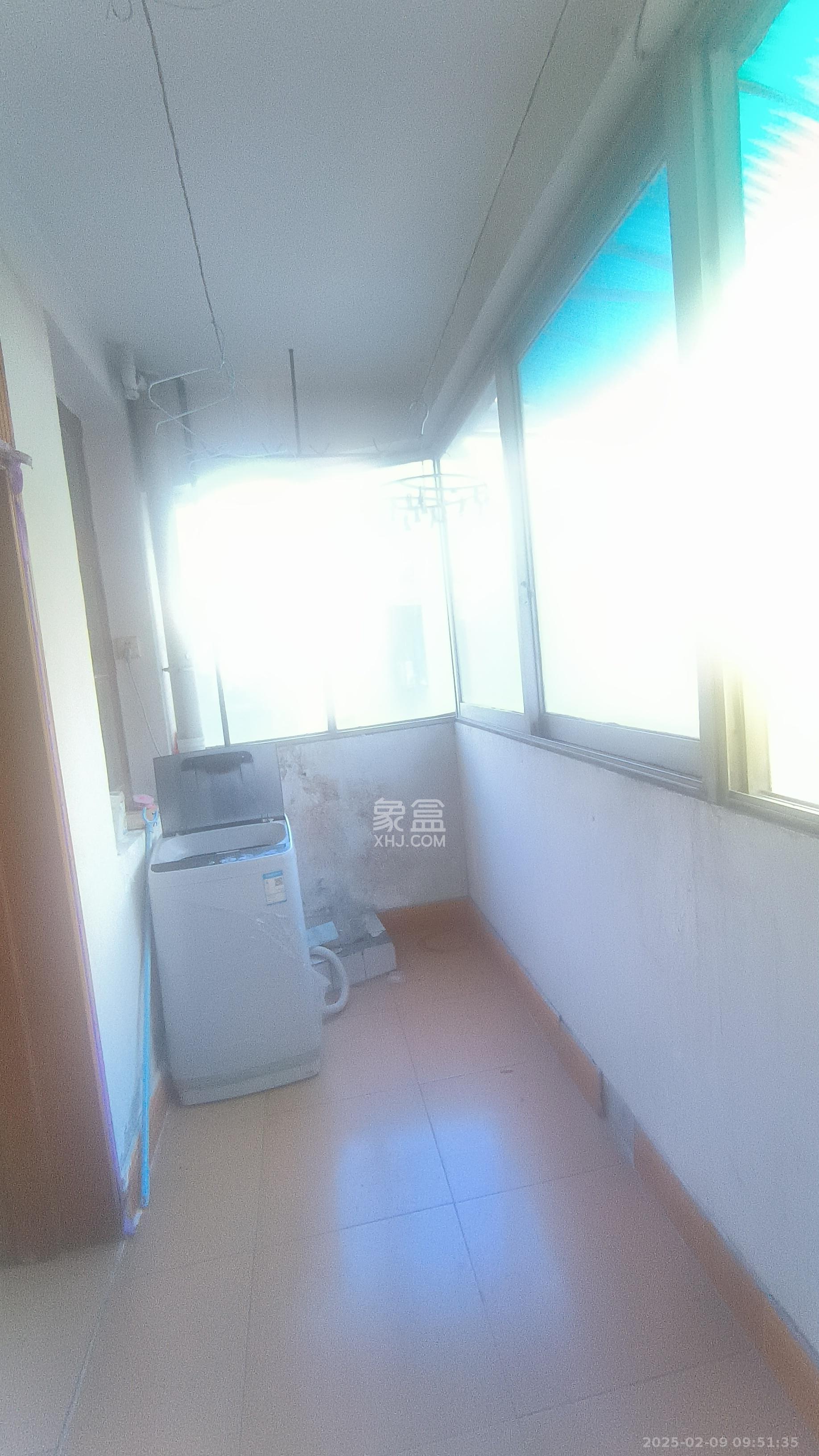 红旗综合安置楼  2室1厅1卫   1000.00元/月室内图
