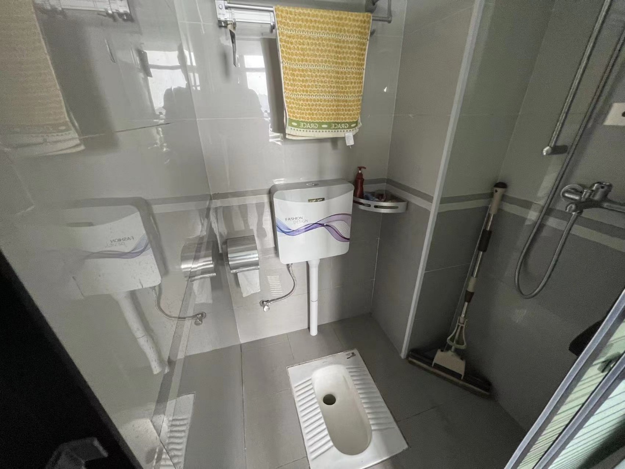 湘运大厦  1室1厅1卫    1300.0元/月 湘运大厦  1室1厅1卫    1300.0元/月室内图