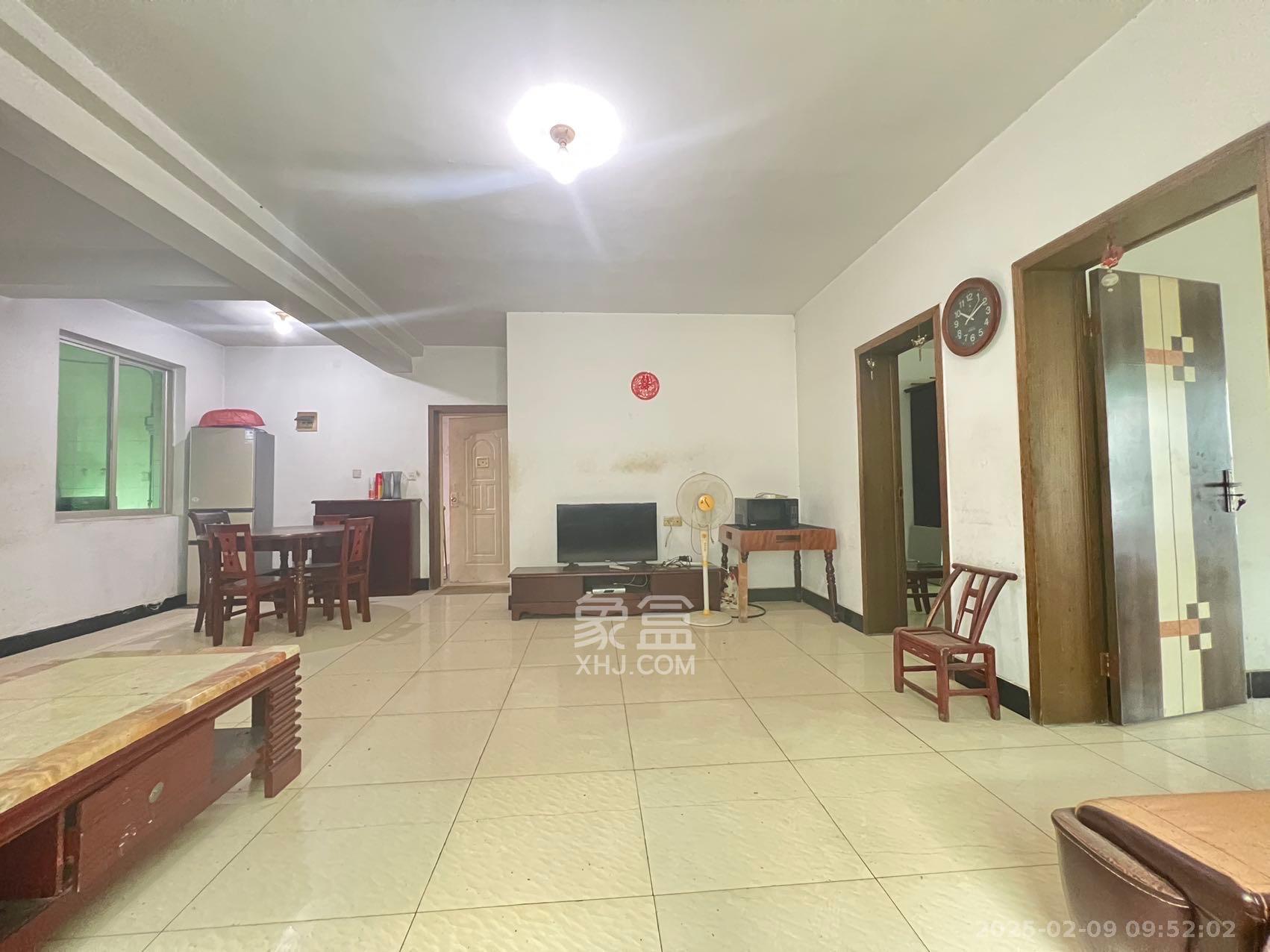 中南汽车世界 3室2厅1卫 1000.0元/月 中南汽车世界 3室2厅1卫 1000.0元/月室内图