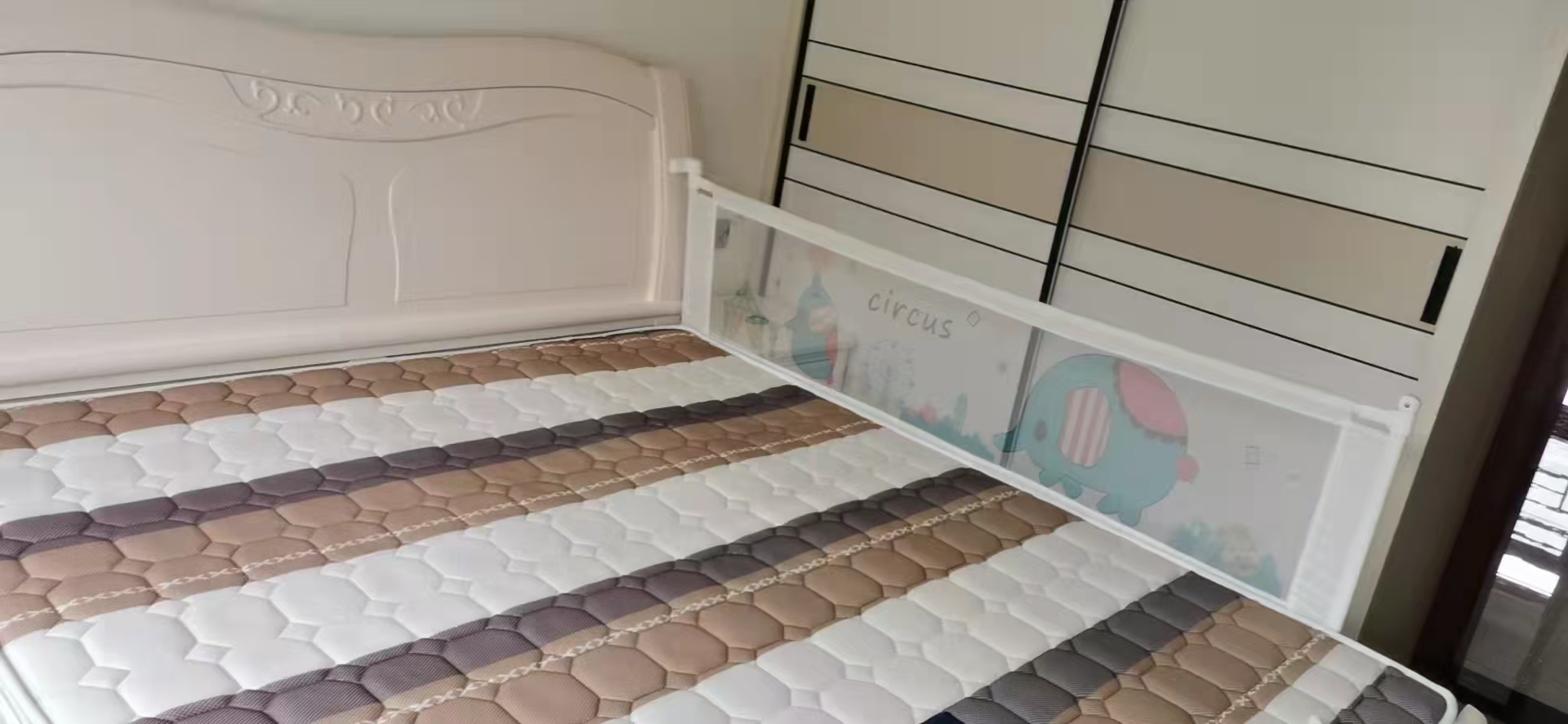 新科苑 3室1厅1卫 68.8万 新科苑 3室1厅1卫 68.8万客厅