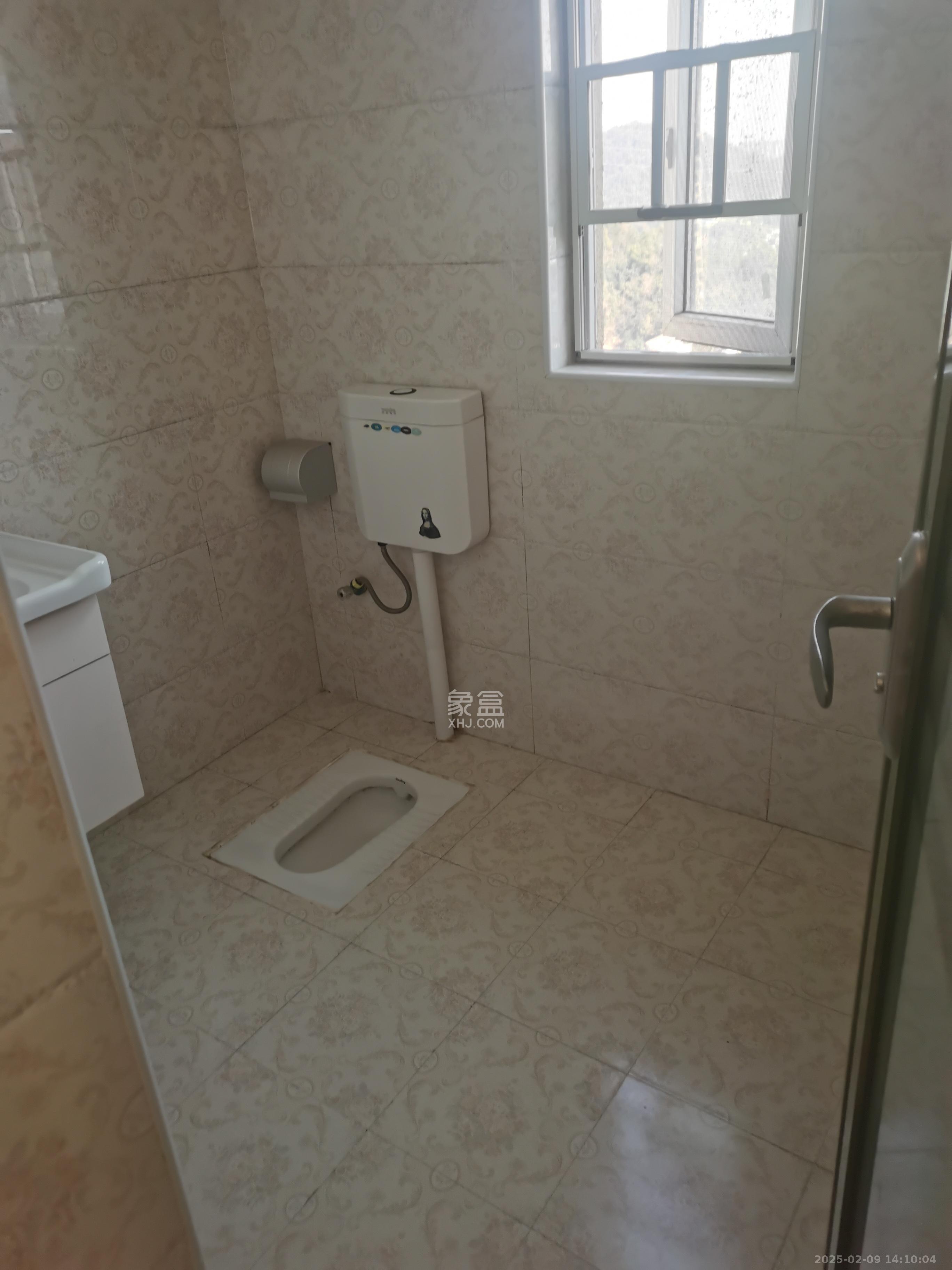 天麓尚层 3室2厅2卫 2300.0元/月 天麓尚层 3室2厅2卫 2300.0元/月室内图