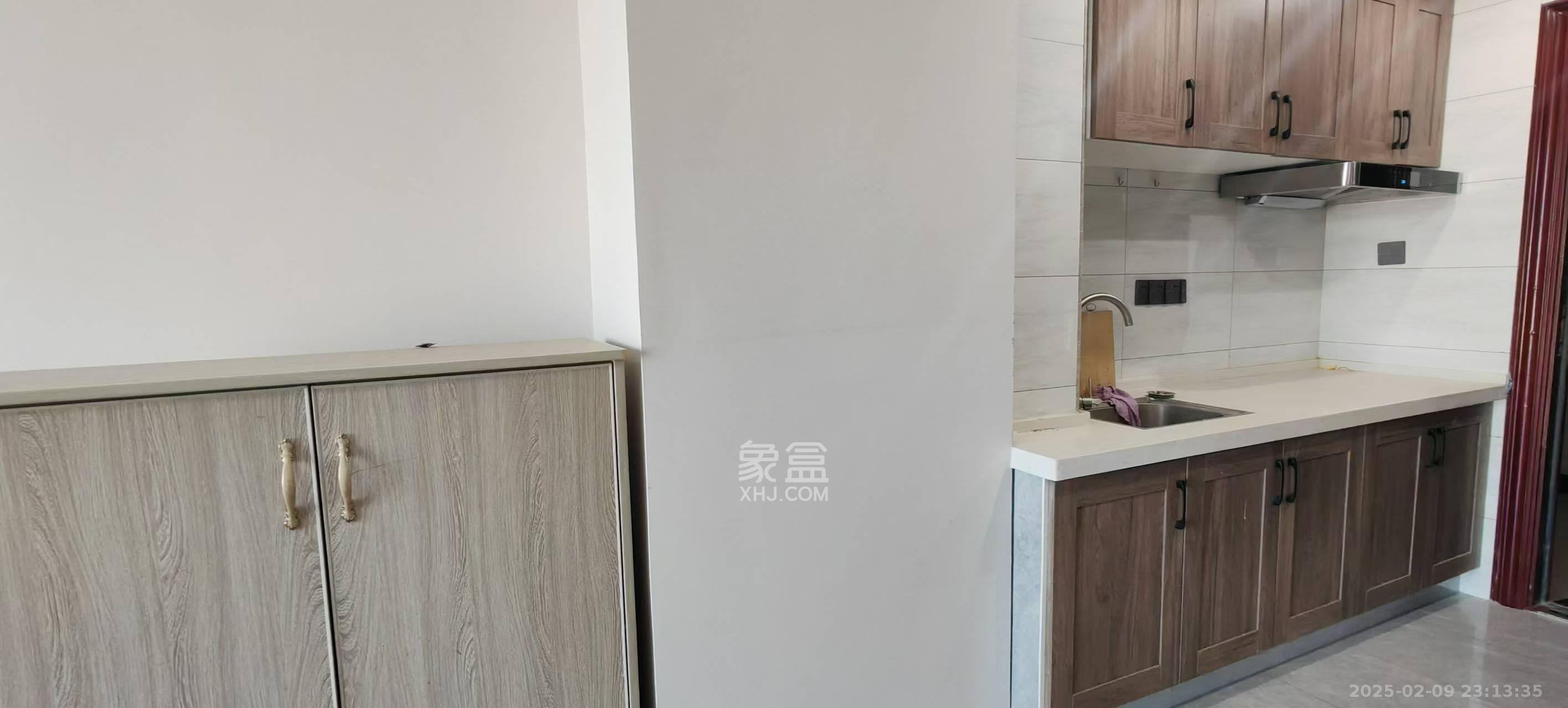 东方美地  1室1厅1卫    1500.0元/月室内图
