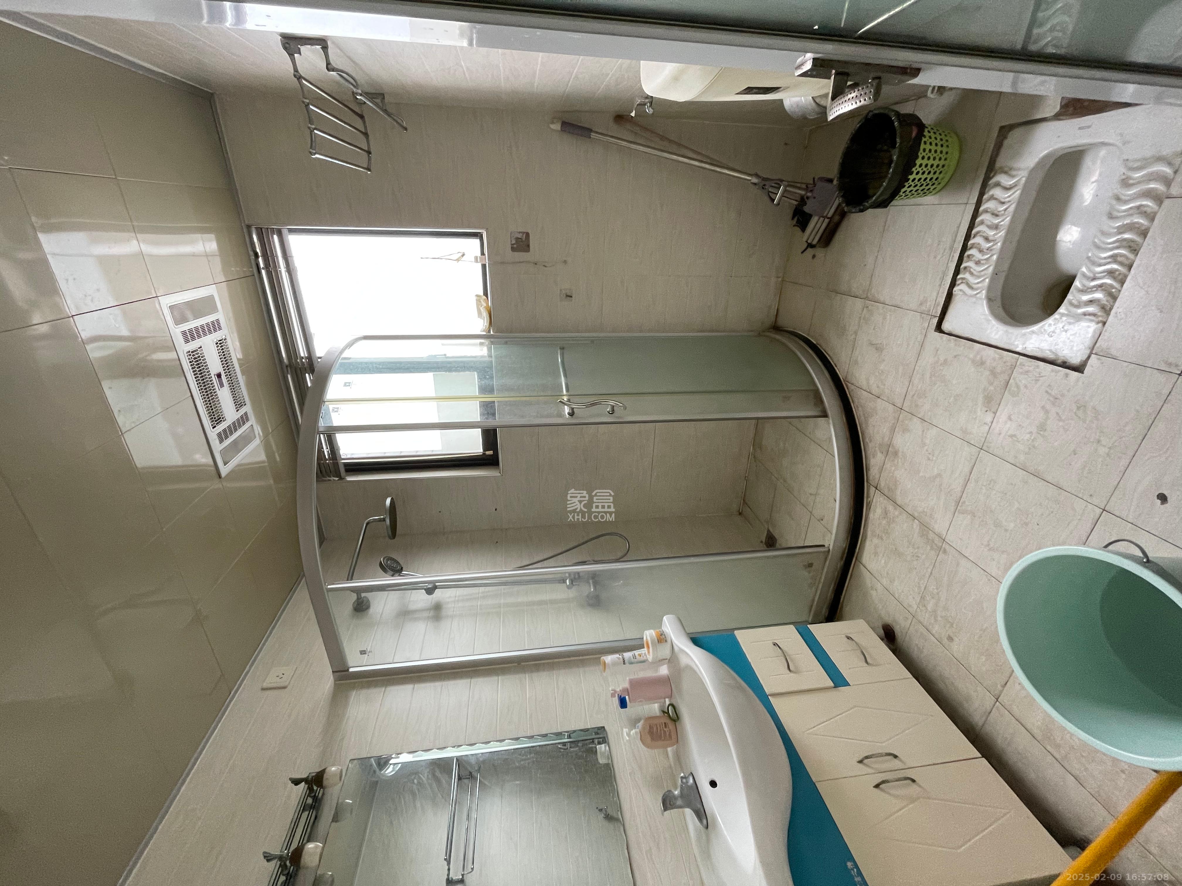 湘江世纪城鸿江苑 3室2厅1卫 1800.0元/月 湘江世纪城鸿江苑 3室2厅1卫 1800.0元/月室内图