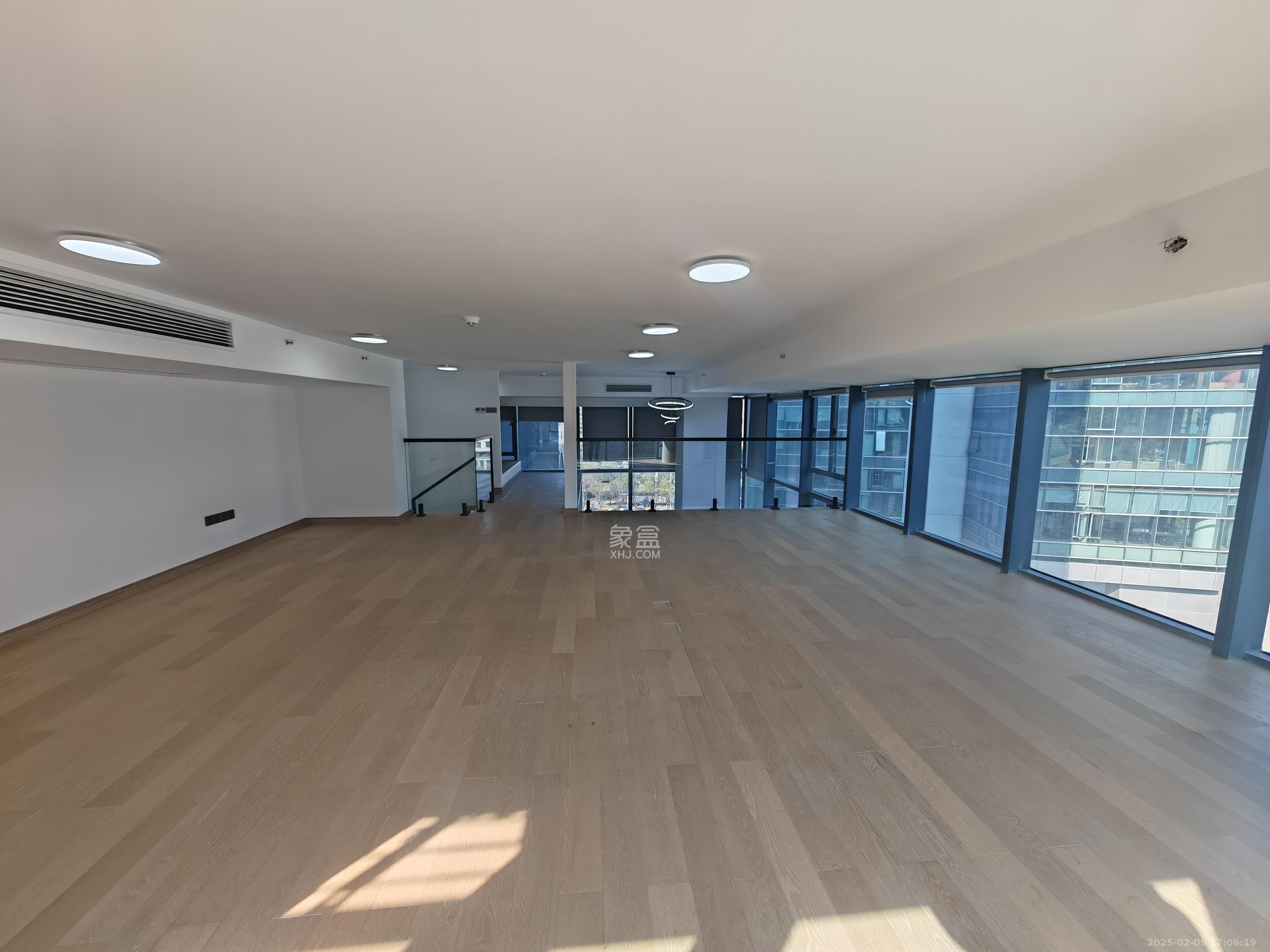 京武浪琴山三期(京武中心) 2室1厅1卫 8000.0元/月 京武浪琴山三期(京武中心) 2室1厅1卫 8000.0元/月室内图