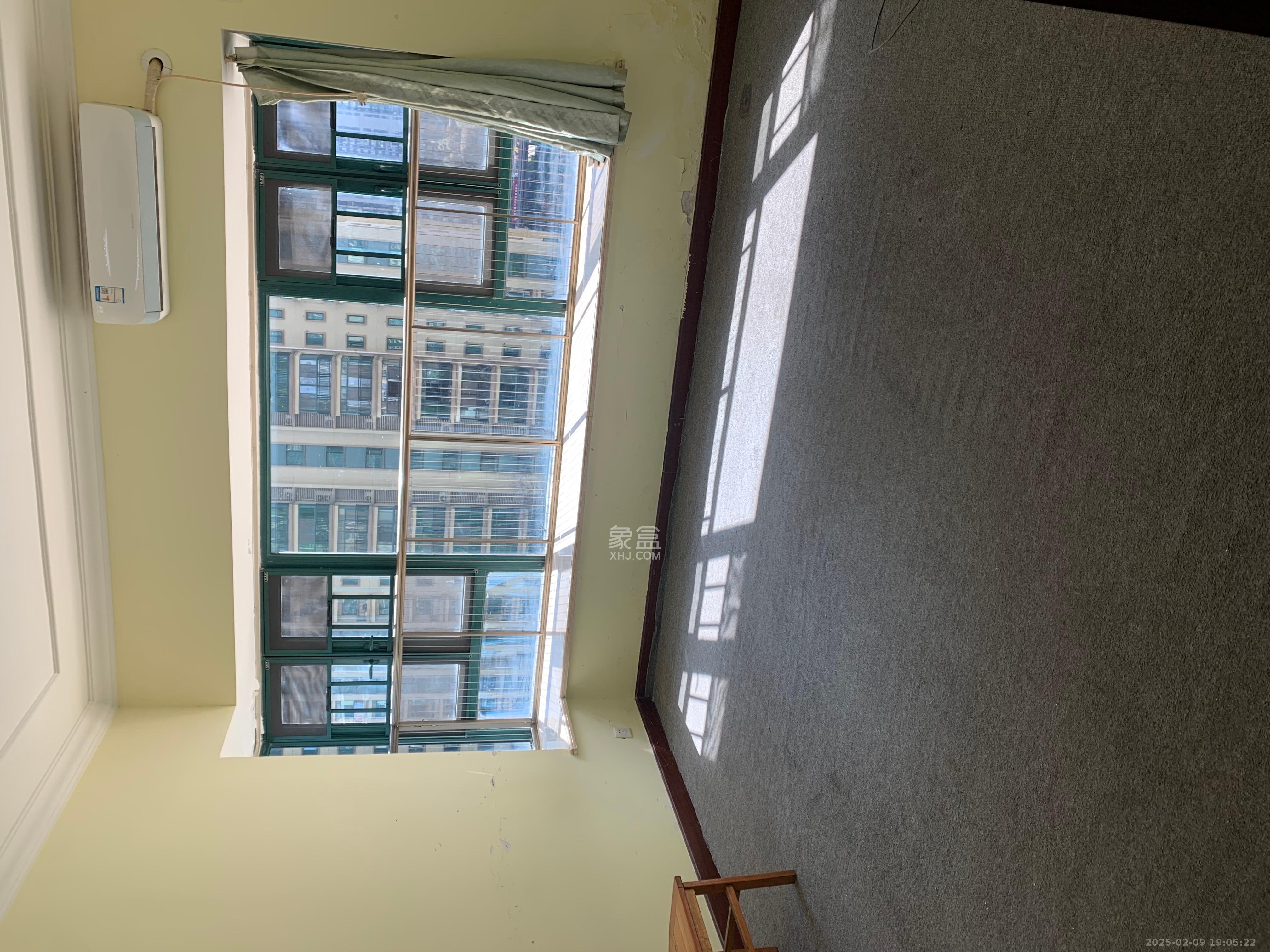 恒大翡翠华庭 4室2厅2卫 2700.0元/月 恒大翡翠华庭 4室2厅2卫 2700.0元/月室内图