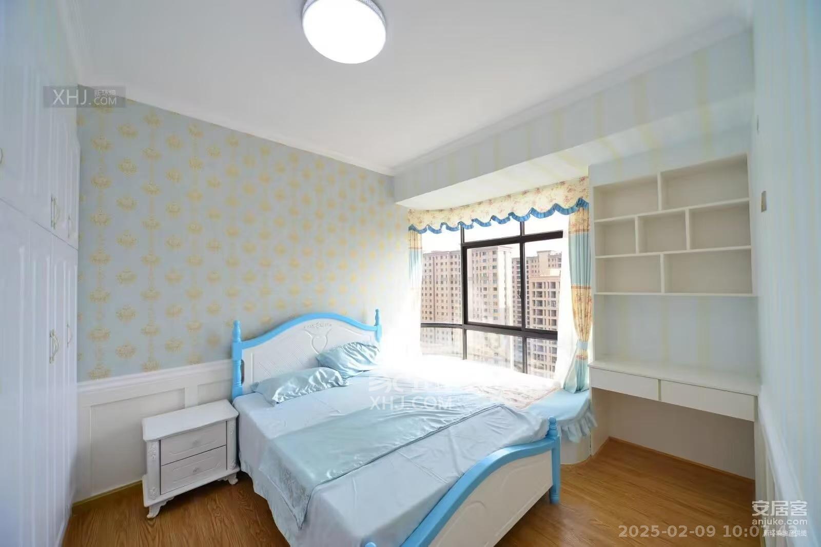 康斯丹郡(融程领秀佳园)  3室2厅1卫    2500.0元/月 康斯丹郡(融程领秀佳园)  3室2厅1卫    2500.0元/月室内图