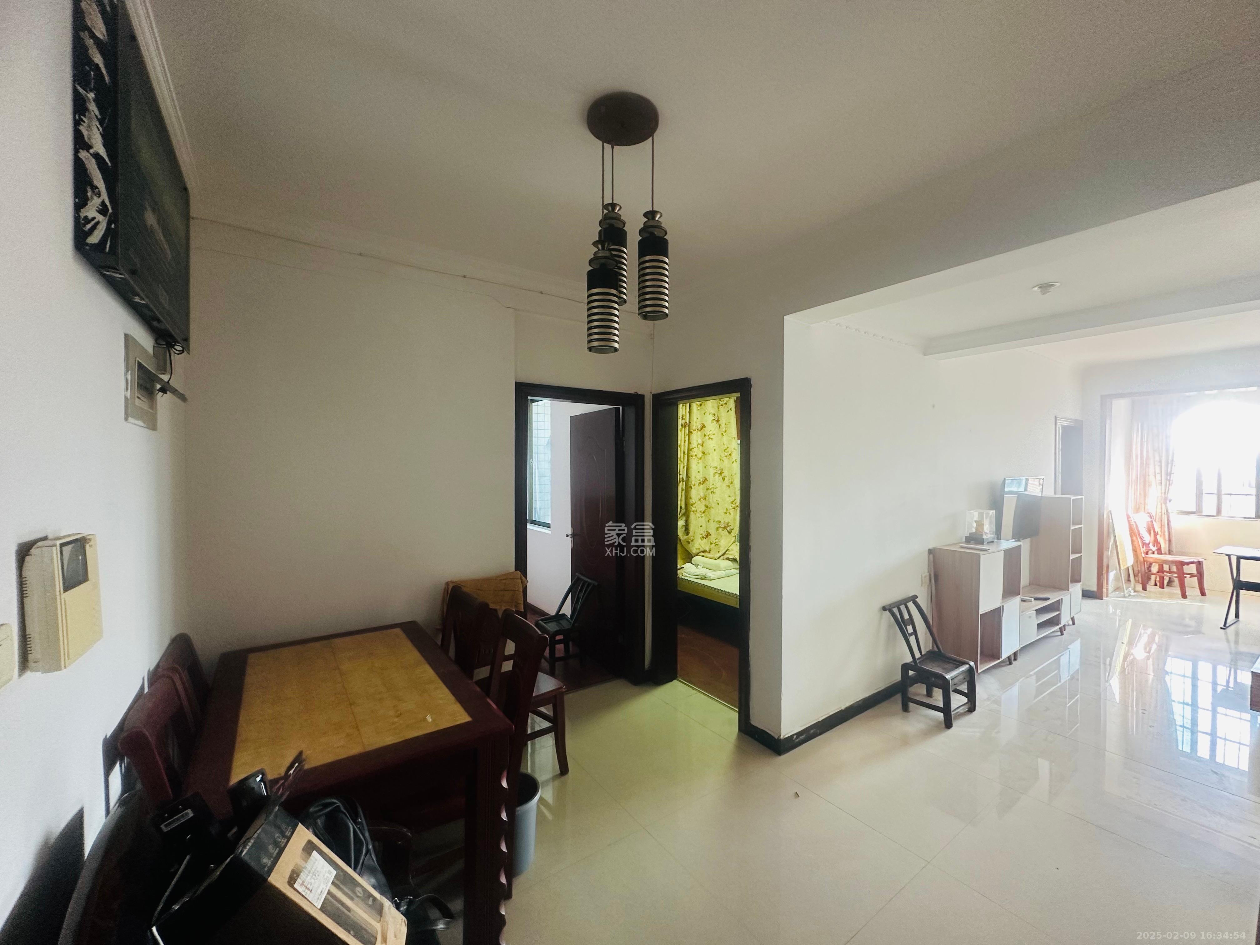 华府壹航线 3室2厅1卫 2300.0元/月 华府壹航线 3室2厅1卫 2300.0元/月室内图