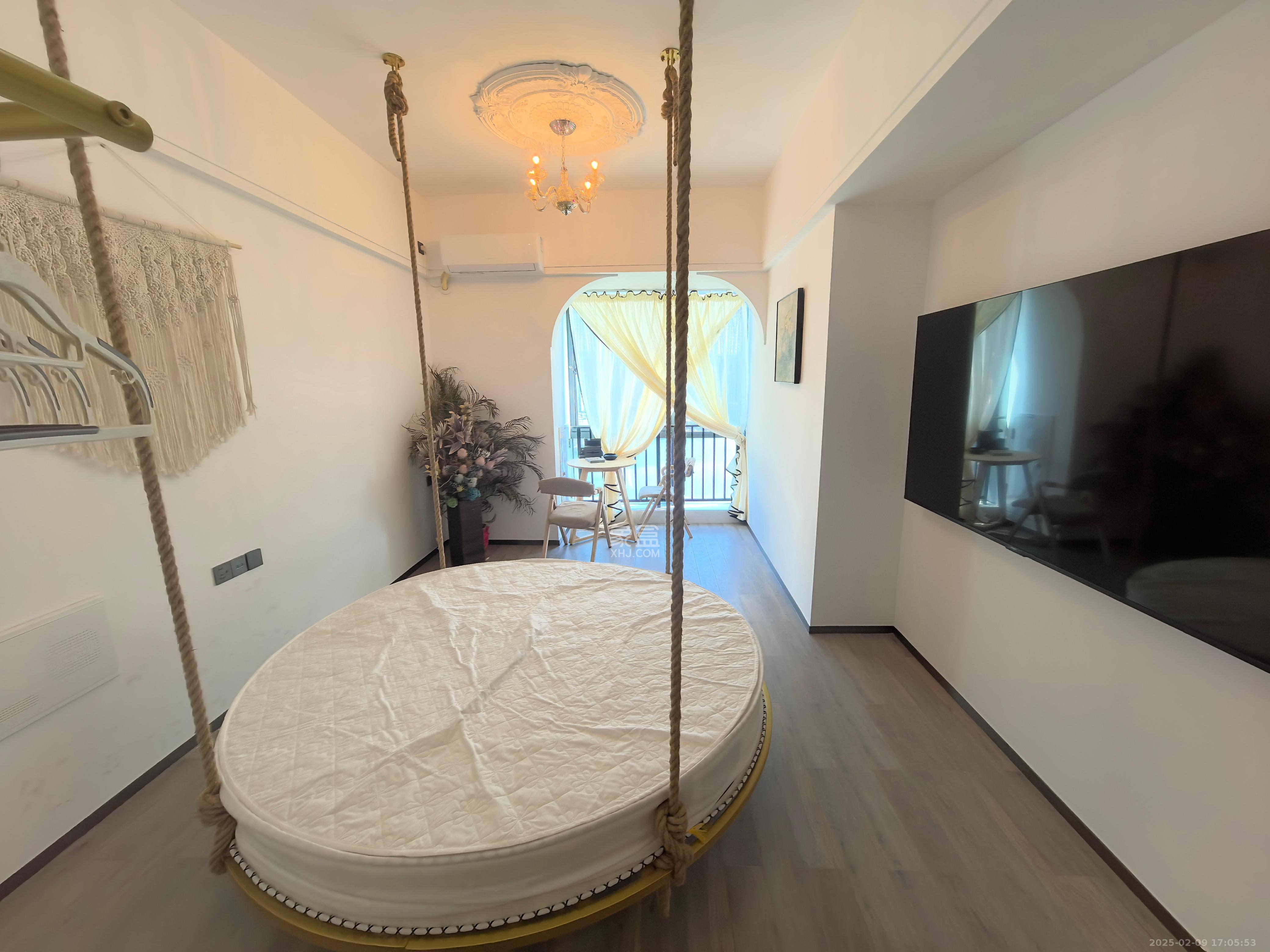 中建宝铂公馆  1室1厅1卫   2280.00元/月室内图