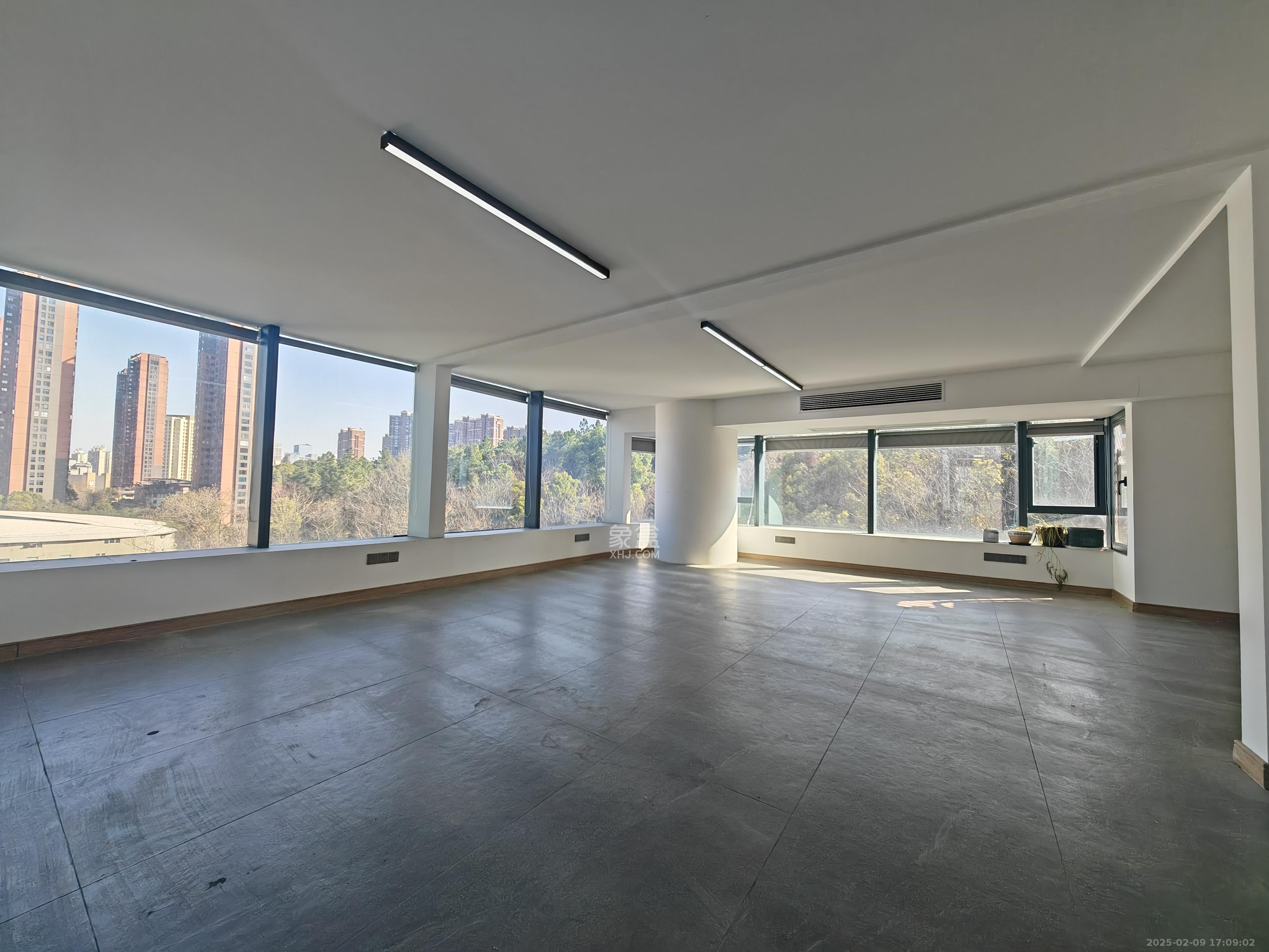 京武浪琴山三期(京武中心) 2室1厅1卫 8000.0元/月 京武浪琴山三期(京武中心) 2室1厅1卫 8000.0元/月室内图