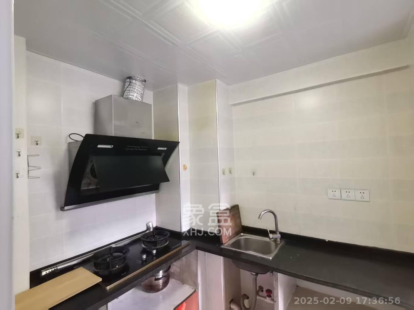 中建芙蓉嘉苑  2室1厅1卫   1600.00元/月室内图