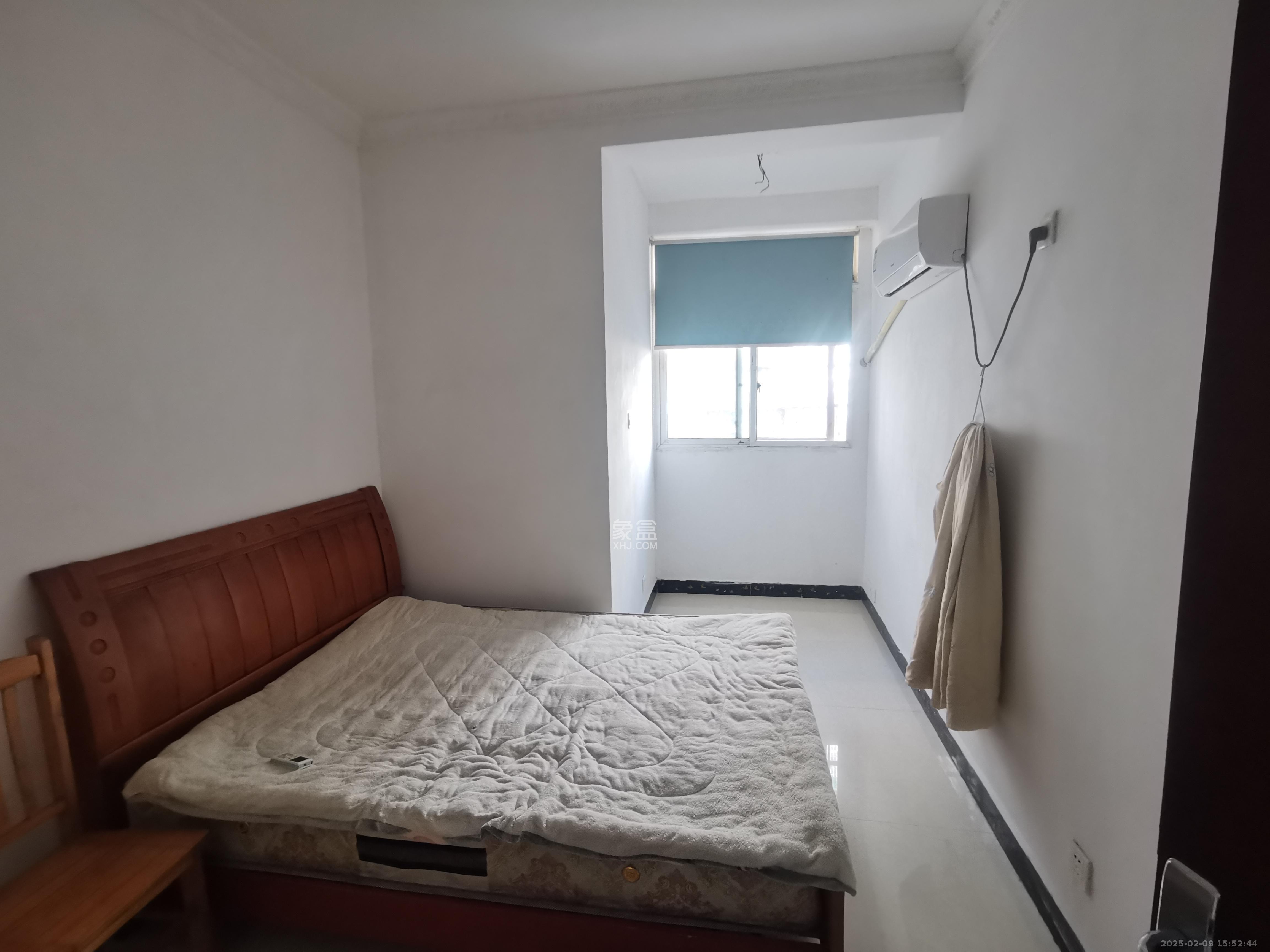 红星农博住宅小区(佳英农博小区) 4室2厅2卫 2800.0元/月 红星农博住宅小区(佳英农博小区) 4室2厅2卫 2800.0元/月室内图