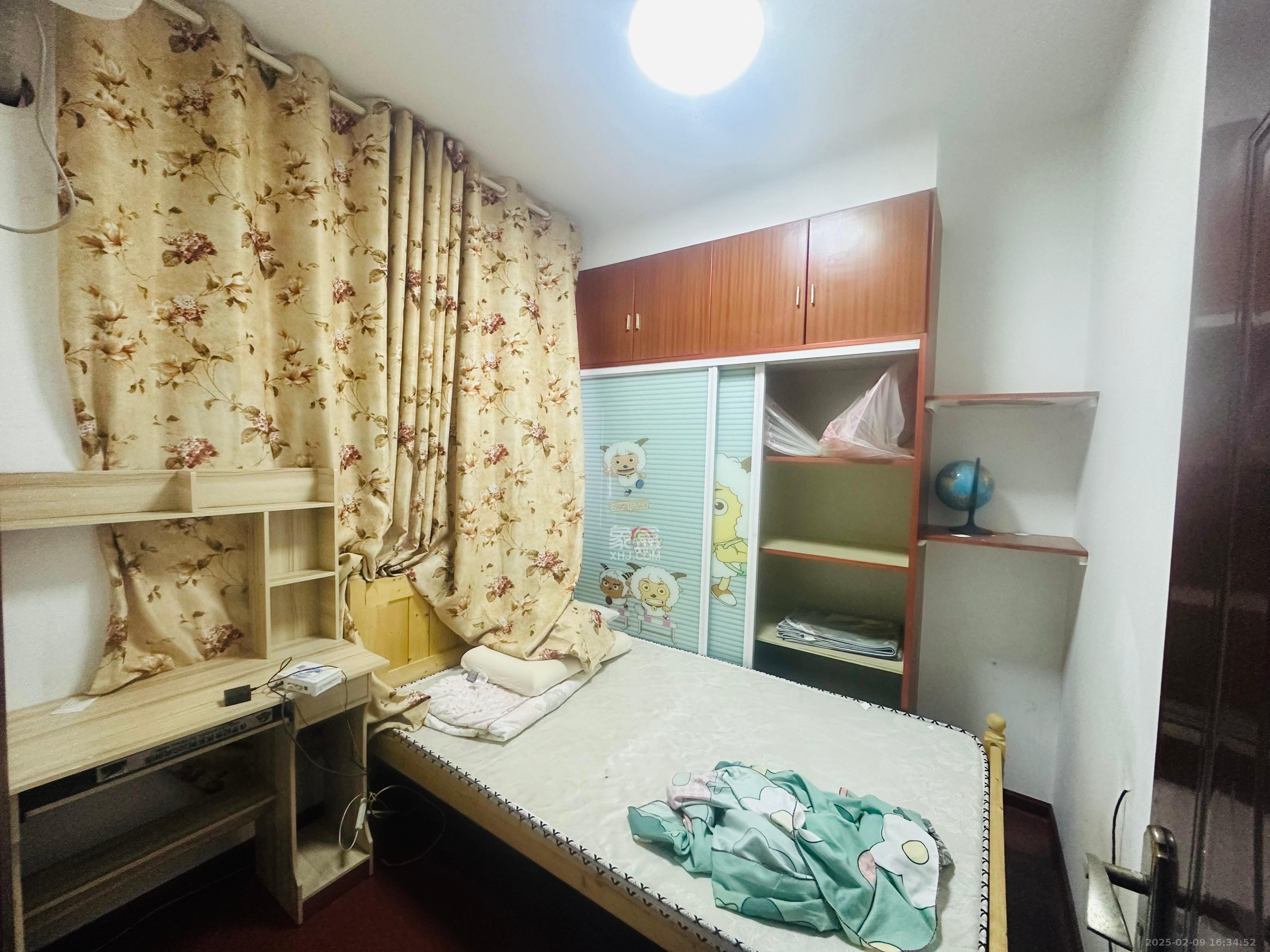 华府壹航线 3室2厅1卫 2300.0元/月 华府壹航线 3室2厅1卫 2300.0元/月室内图