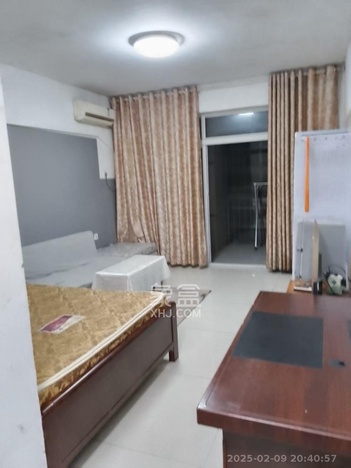 尚都花园城  1室1厅1卫    1000.0元/月 尚都花园城  1室1厅1卫    1000.0元/月