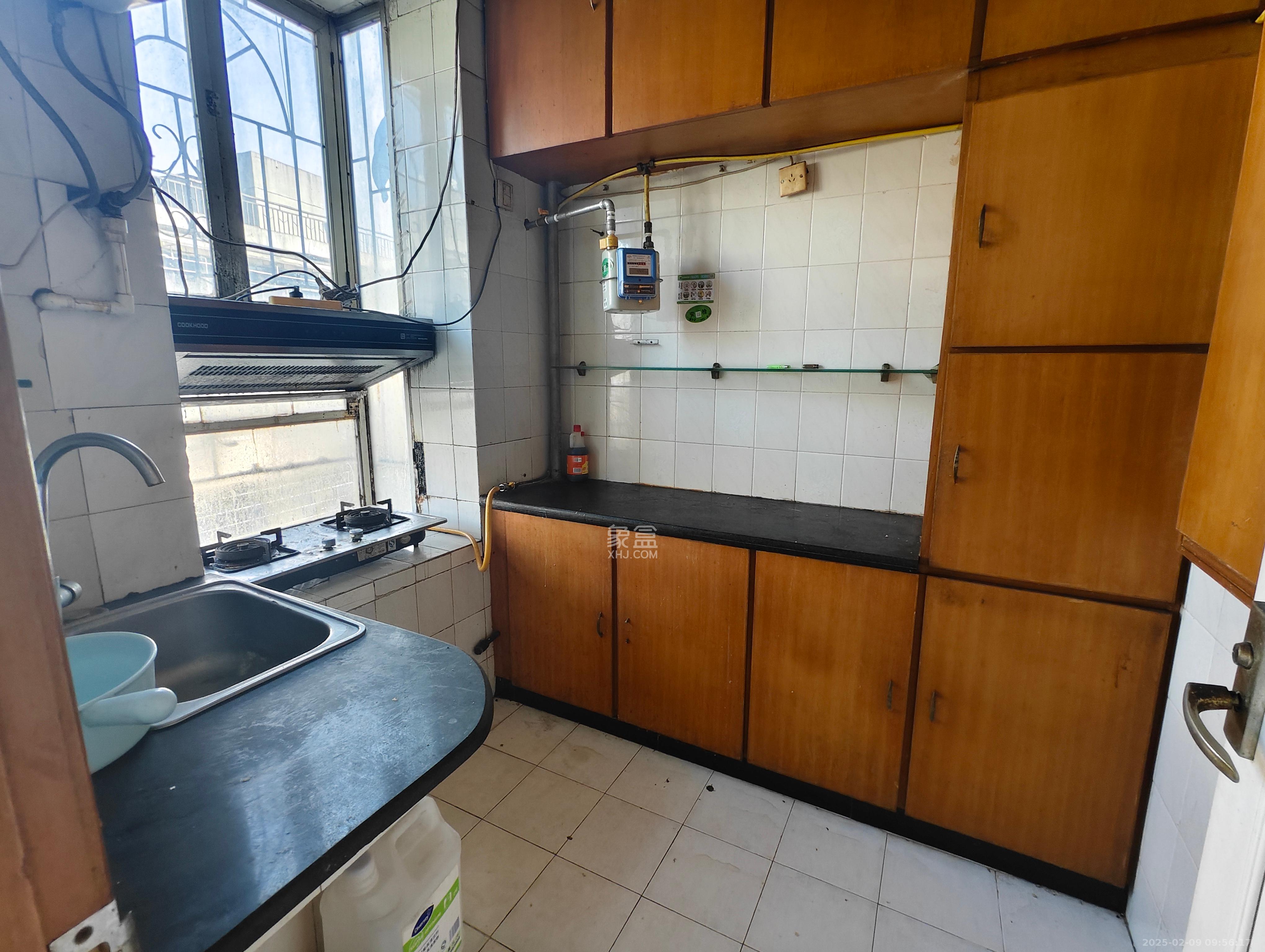 荷花园保险公司宿舍 3室2厅1卫 2000.0元/月 荷花园保险公司宿舍 3室2厅1卫 2000.0元/月室内图