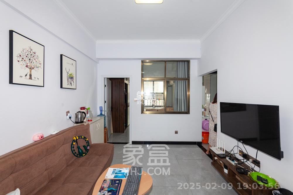 润和紫郡一期 2室2厅1卫 1600.0元/月 润和紫郡一期 2室2厅1卫 1600.0元/月室内图