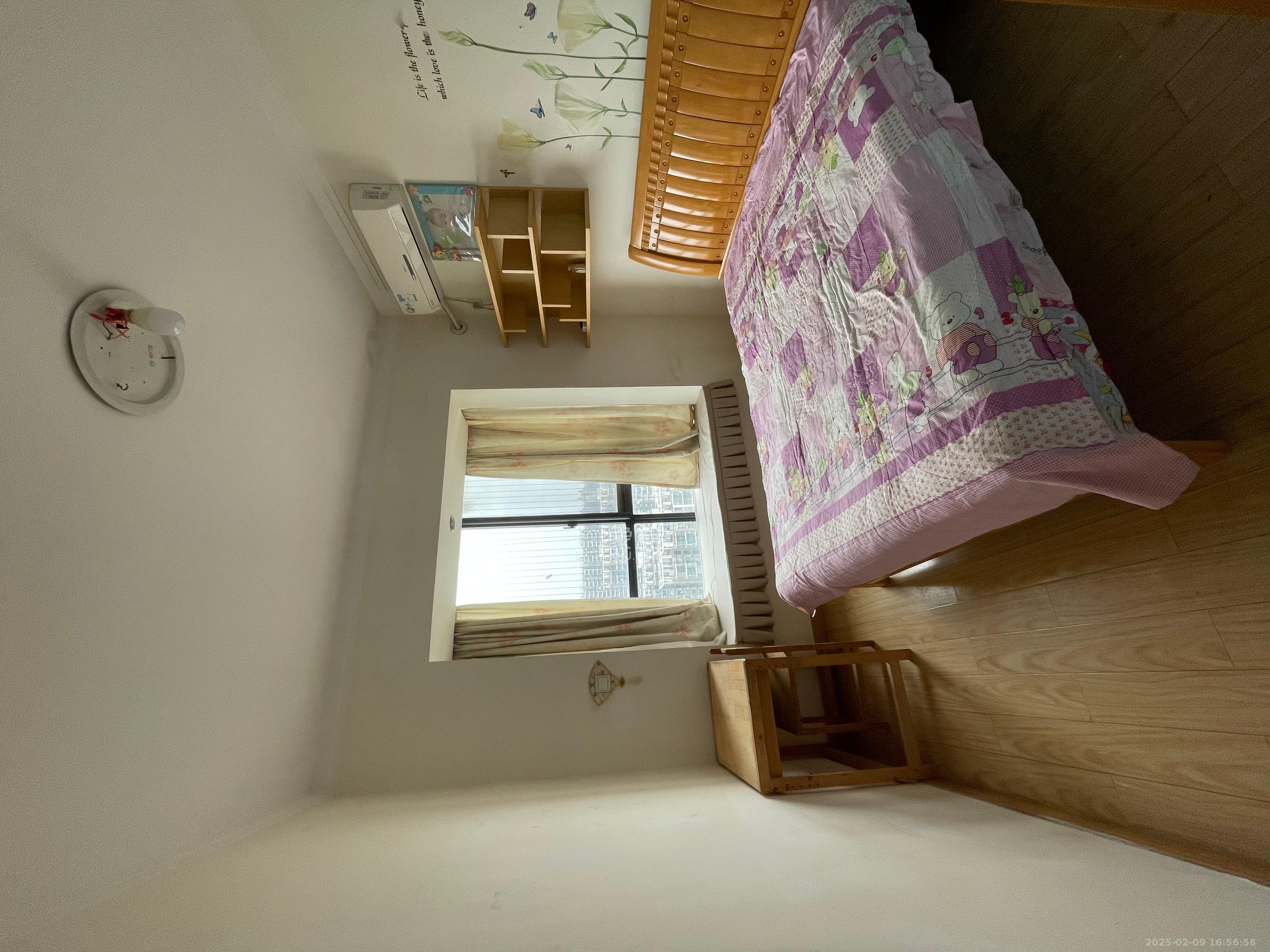 湘江世纪城鸿江苑 3室2厅1卫 1800.0元/月 湘江世纪城鸿江苑 3室2厅1卫 1800.0元/月室内图