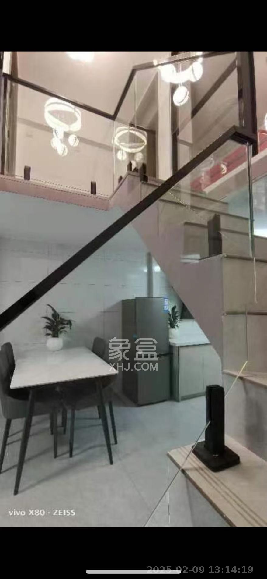 长房时代小镇 1室1厅1卫 2200.0元/月 长房时代小镇 1室1厅1卫 2200.0元/月室内图