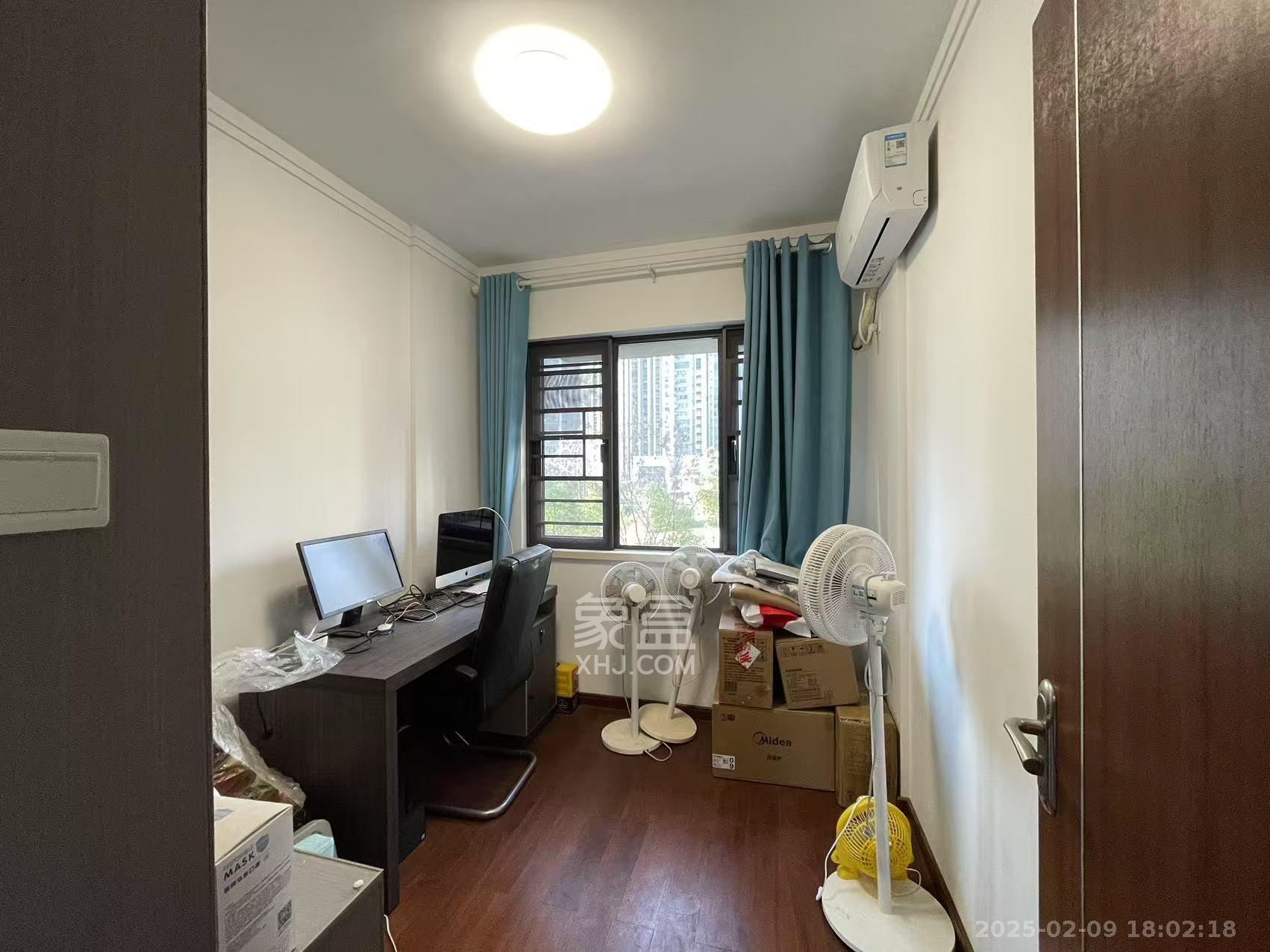 万润滨江天著  4室2厅2卫    2700.0元/月 万润滨江天著  4室2厅2卫    2700.0元/月室内图