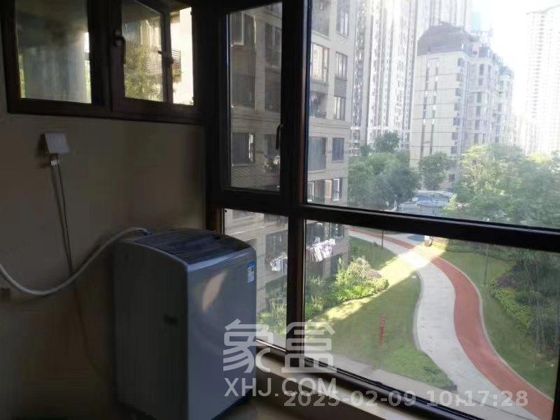 万科魅力之城观澜里 3室2厅2卫 2400.0元/月 万科魅力之城观澜里 3室2厅2卫 2400.0元/月室内图