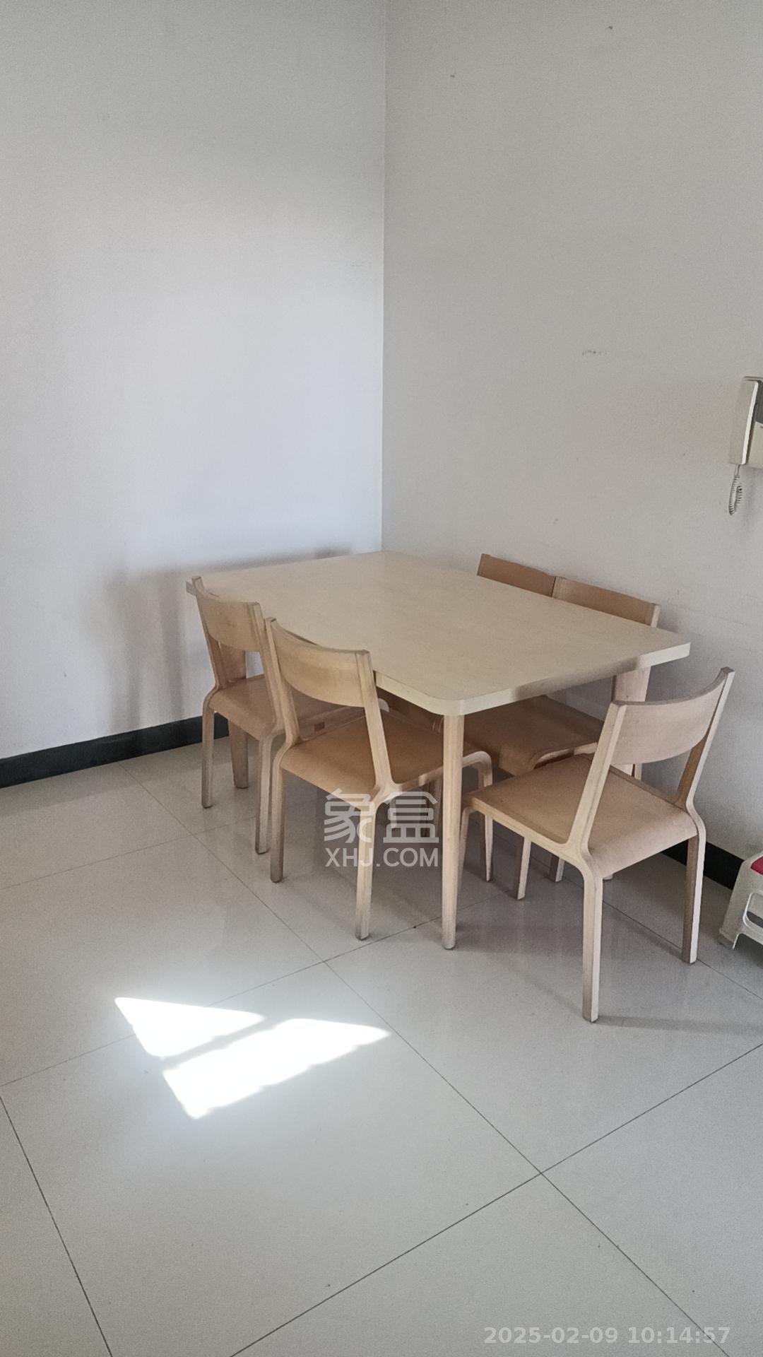 山水嘉园 1室1厅1卫 2100.0元/月 山水嘉园 1室1厅1卫 2100.0元/月室内图