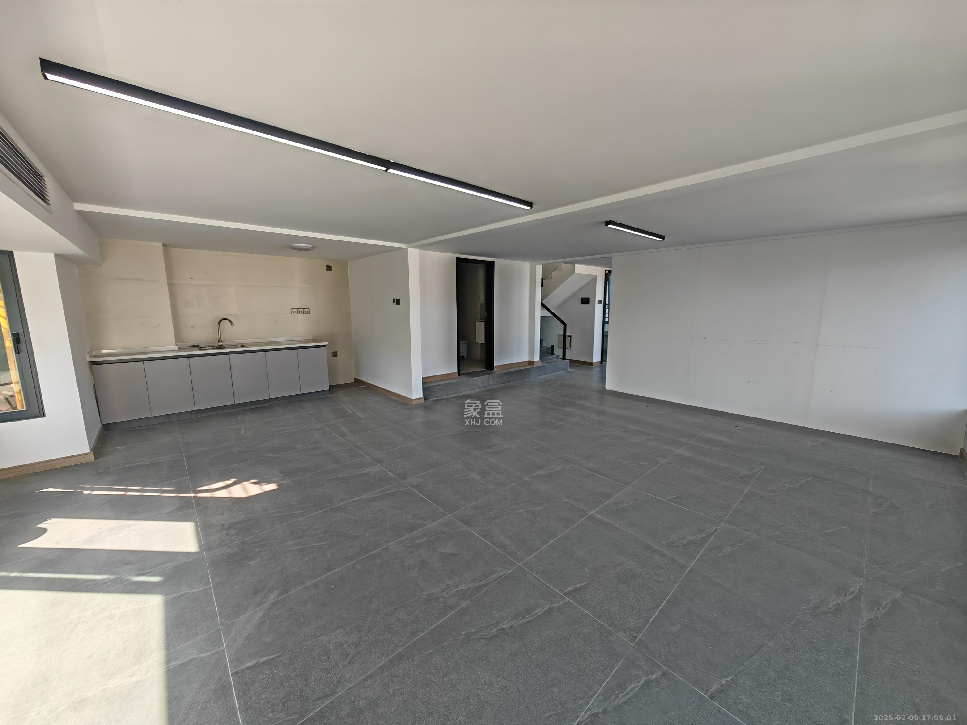 京武浪琴山三期(京武中心) 2室1厅1卫 8000.0元/月 京武浪琴山三期(京武中心) 2室1厅1卫 8000.0元/月室内图