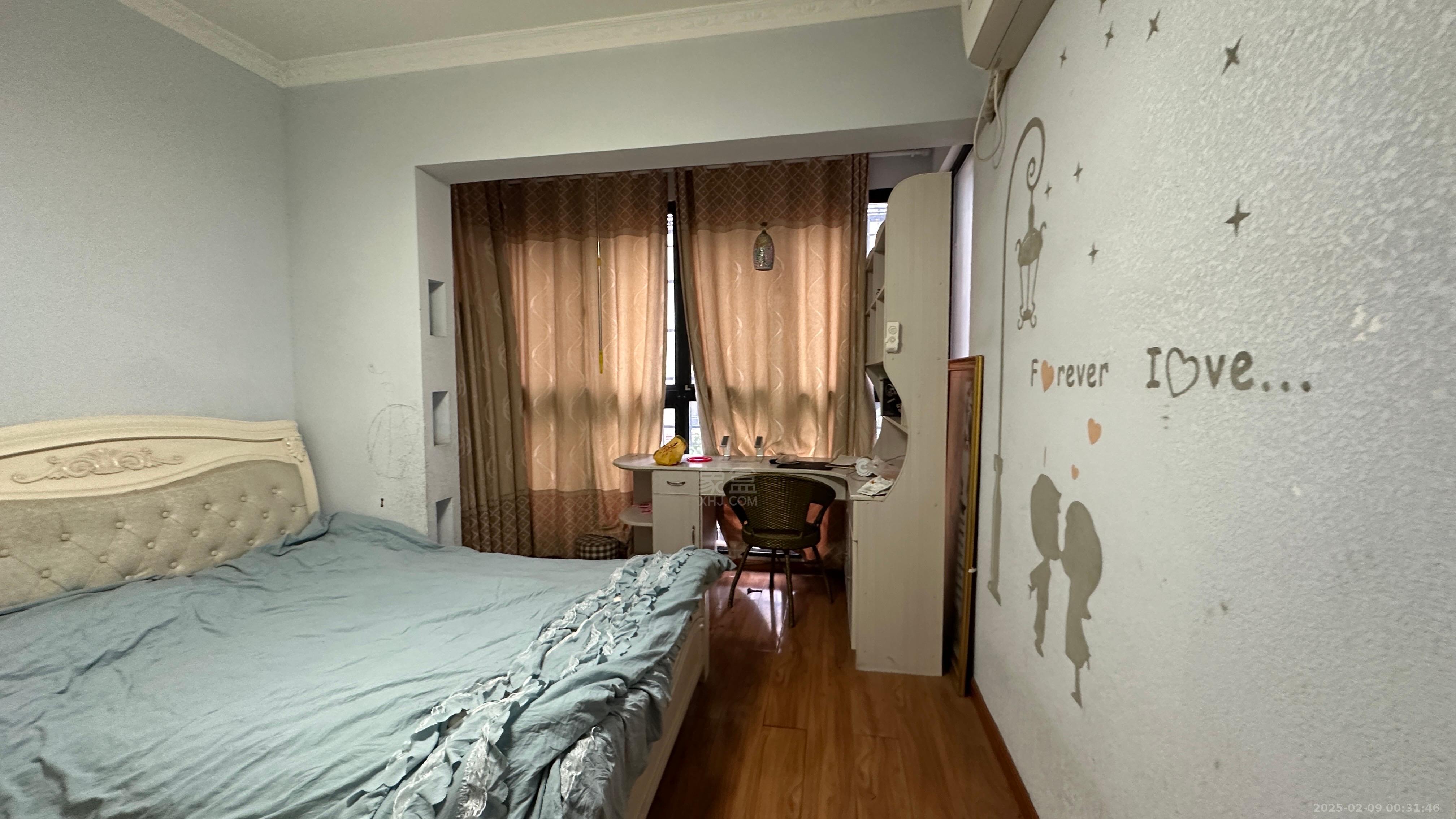 龙腾国际 3室2厅2卫 2000.0元/月 龙腾国际 3室2厅2卫 2000.0元/月室内图