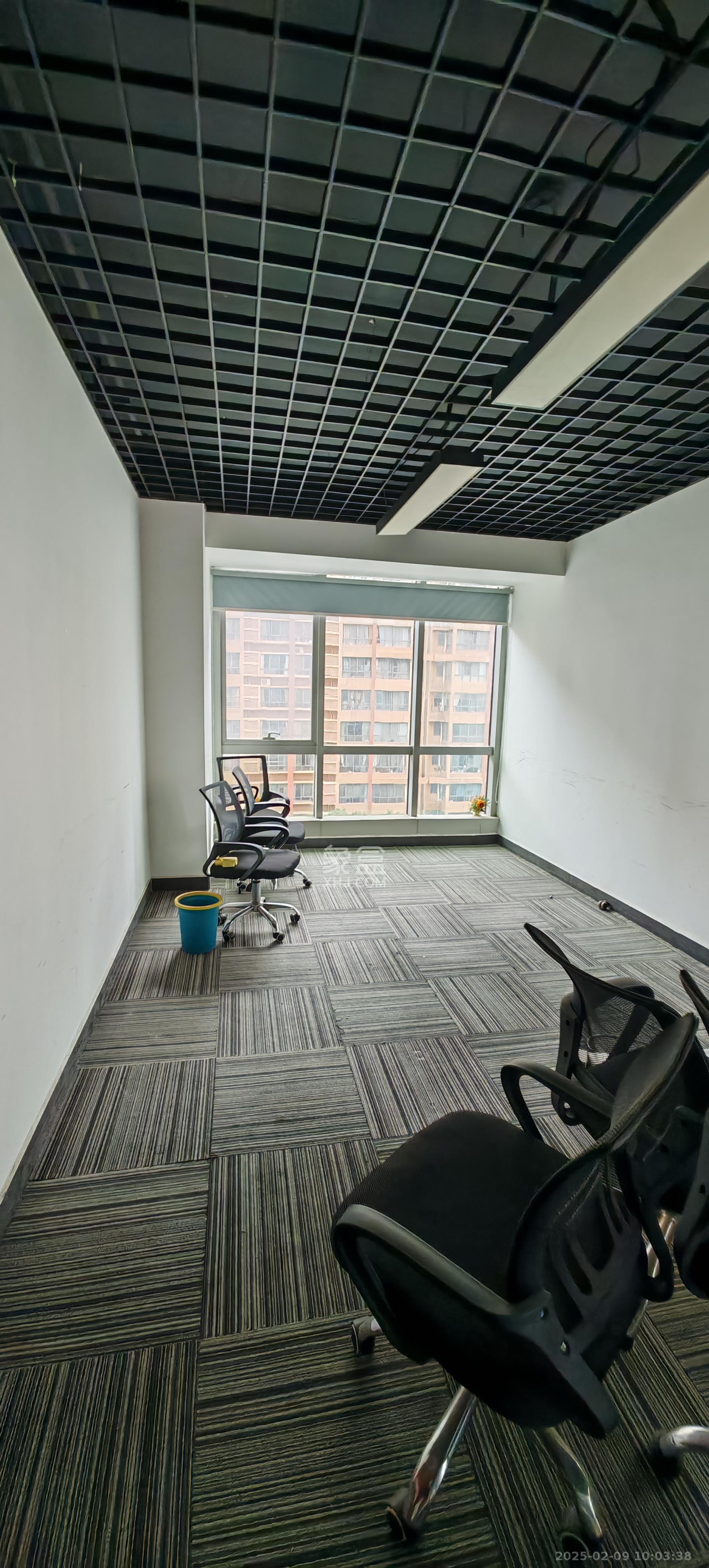 德思勤城市广场(宝格丽公寓) 1室1厅1卫 9000.0元/月 德思勤城市广场(宝格丽公寓) 1室1厅1卫 9000.0元/月室内图