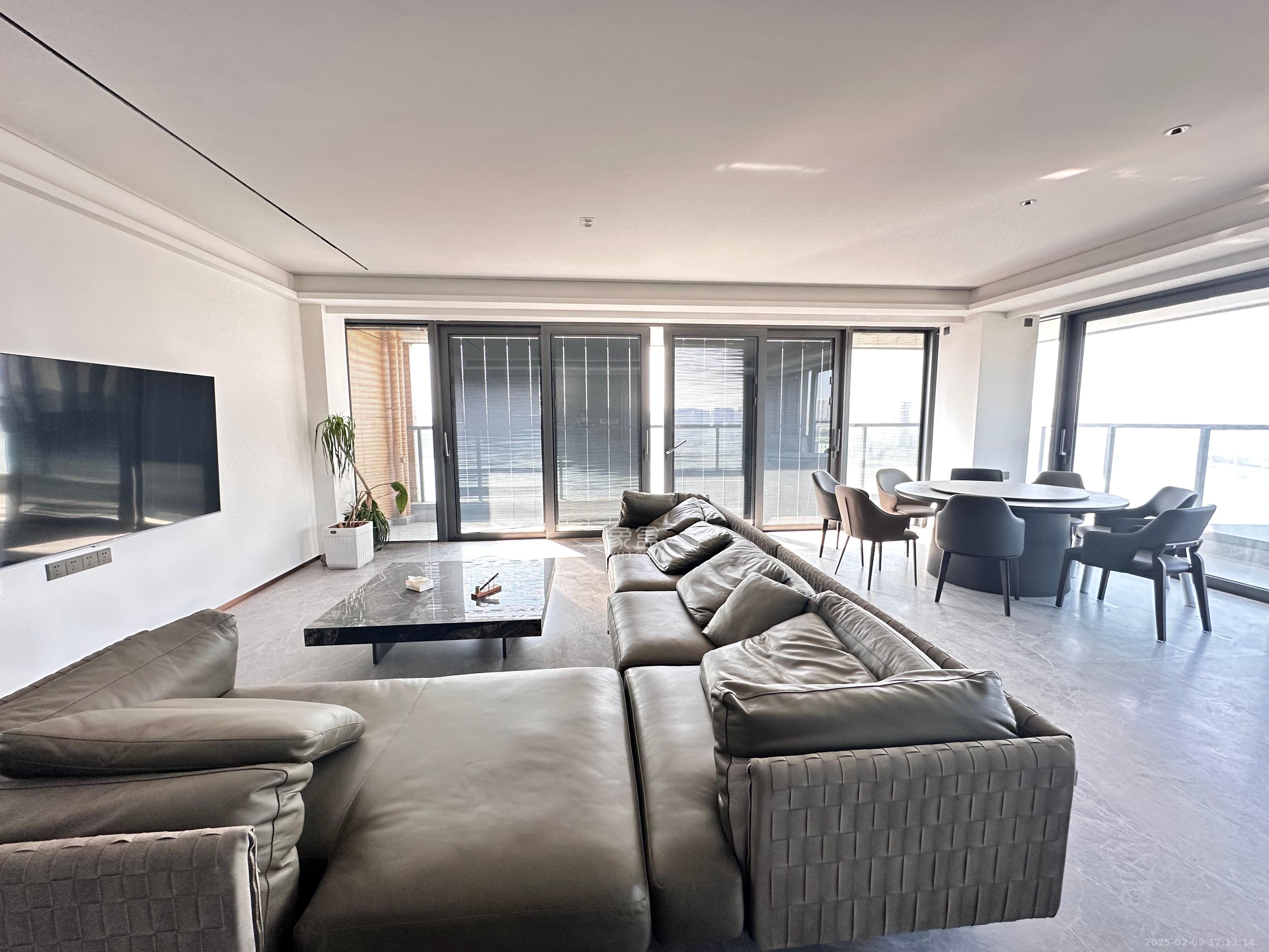 万科紫台 4室4厅3卫 17200.0元/月 万科紫台 4室4厅3卫 17200.0元/月室内图