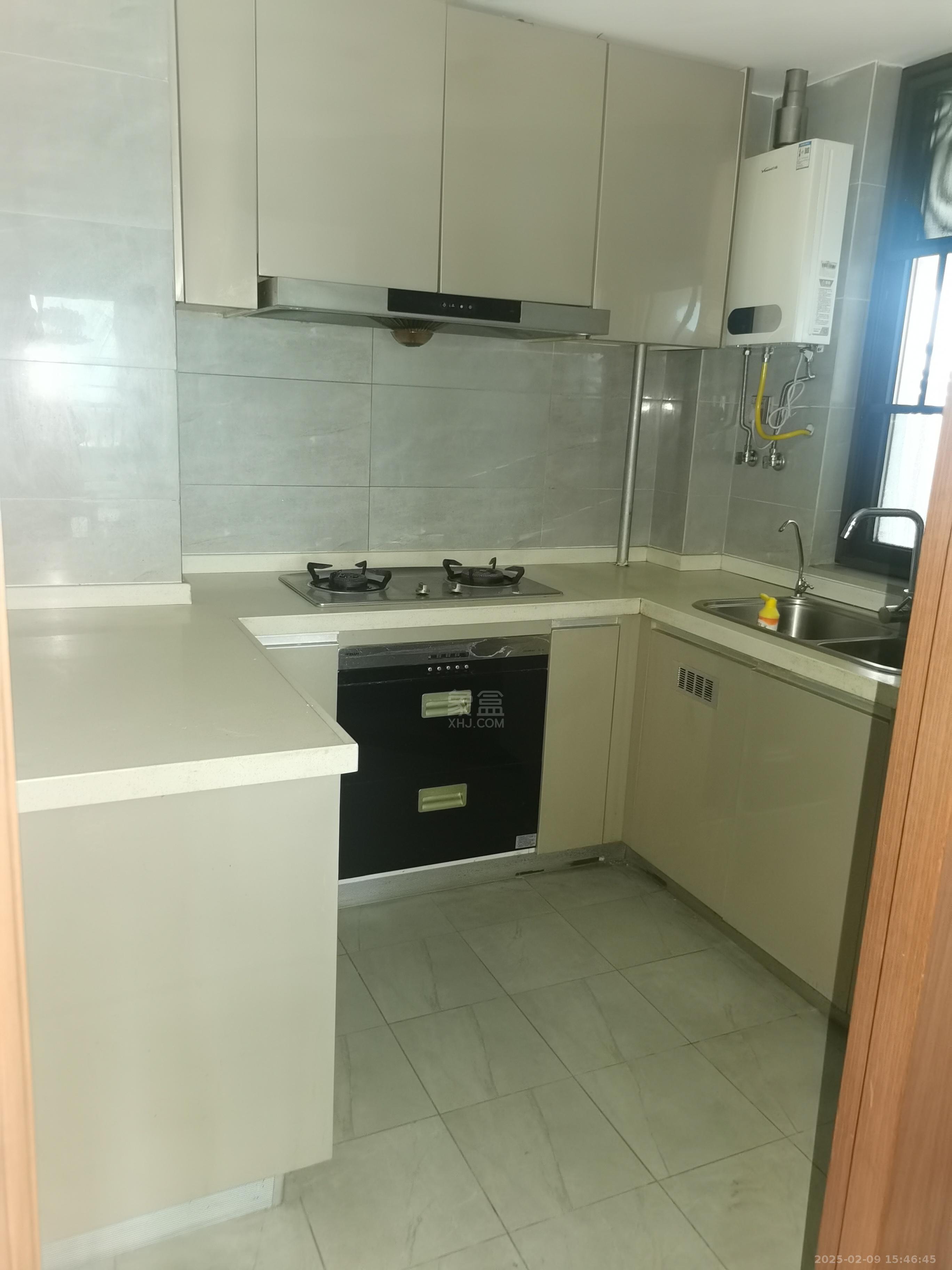 城际空间站 3室2厅2卫 1600.0元/月 城际空间站 3室2厅2卫 1600.0元/月室内图