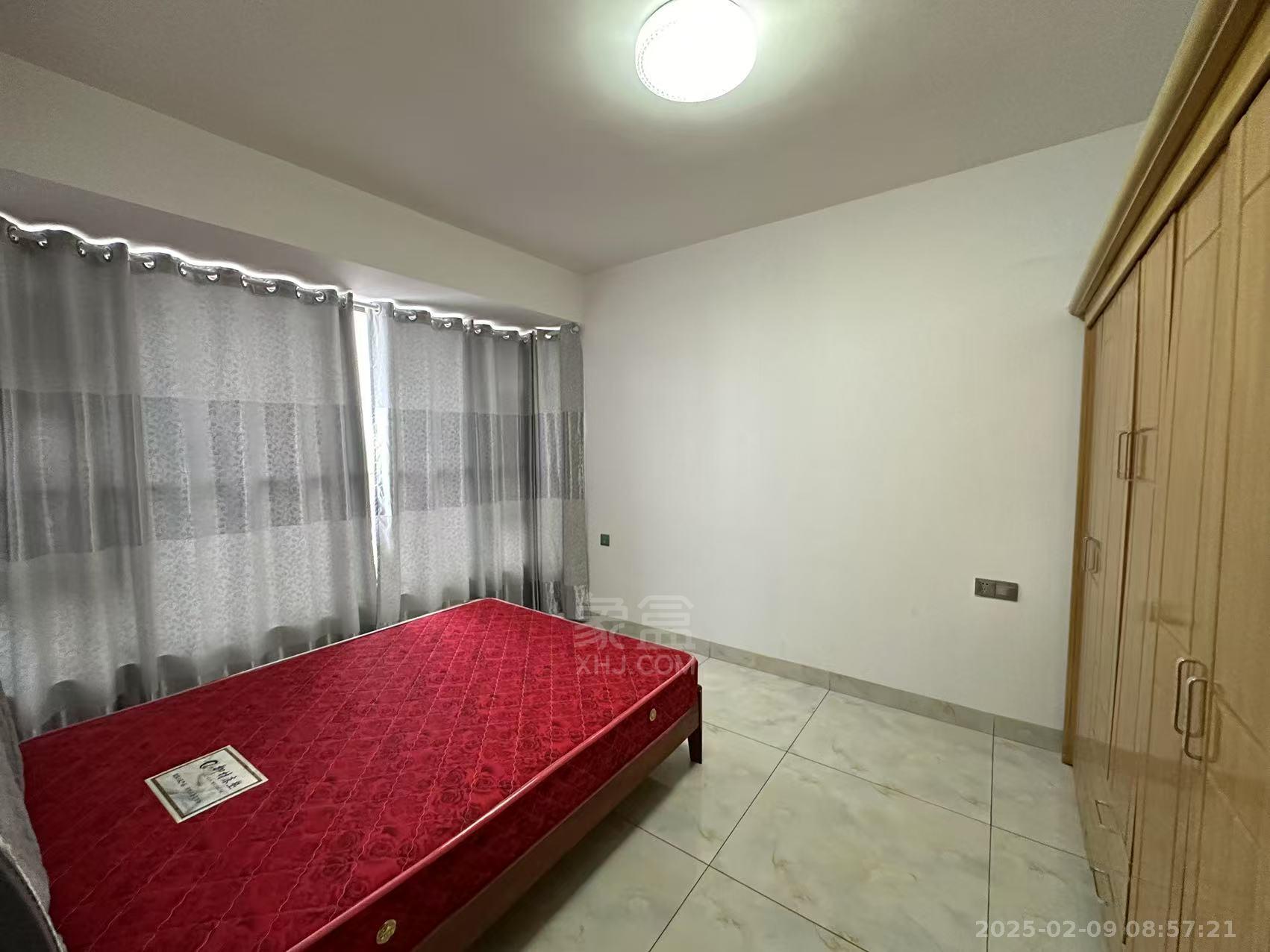 金轮翡翠名园 3室2厅1卫 1800.0元/月 金轮翡翠名园 3室2厅1卫 1800.0元/月室内图