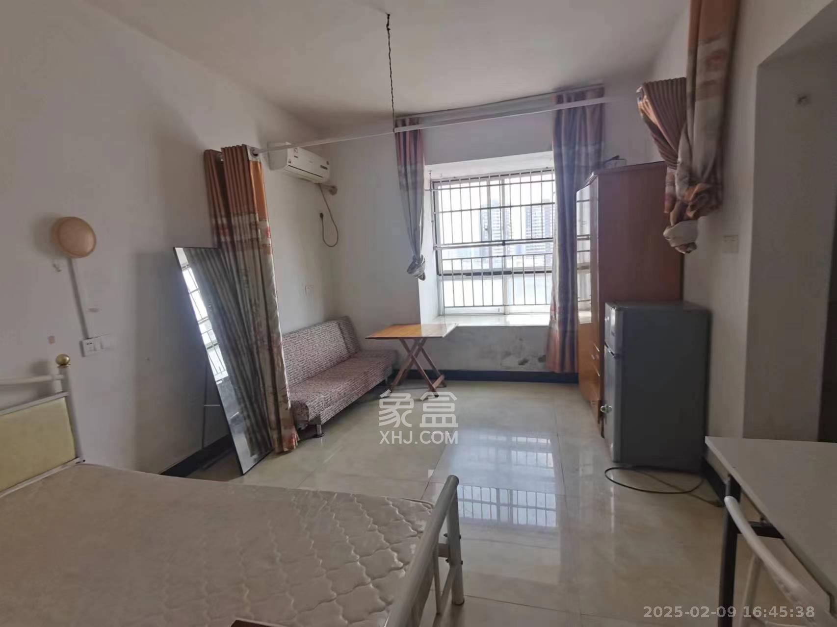 景江雅苑 1室1厅1卫 1000.0元/月 景江雅苑 1室1厅1卫 1000.0元/月室内图